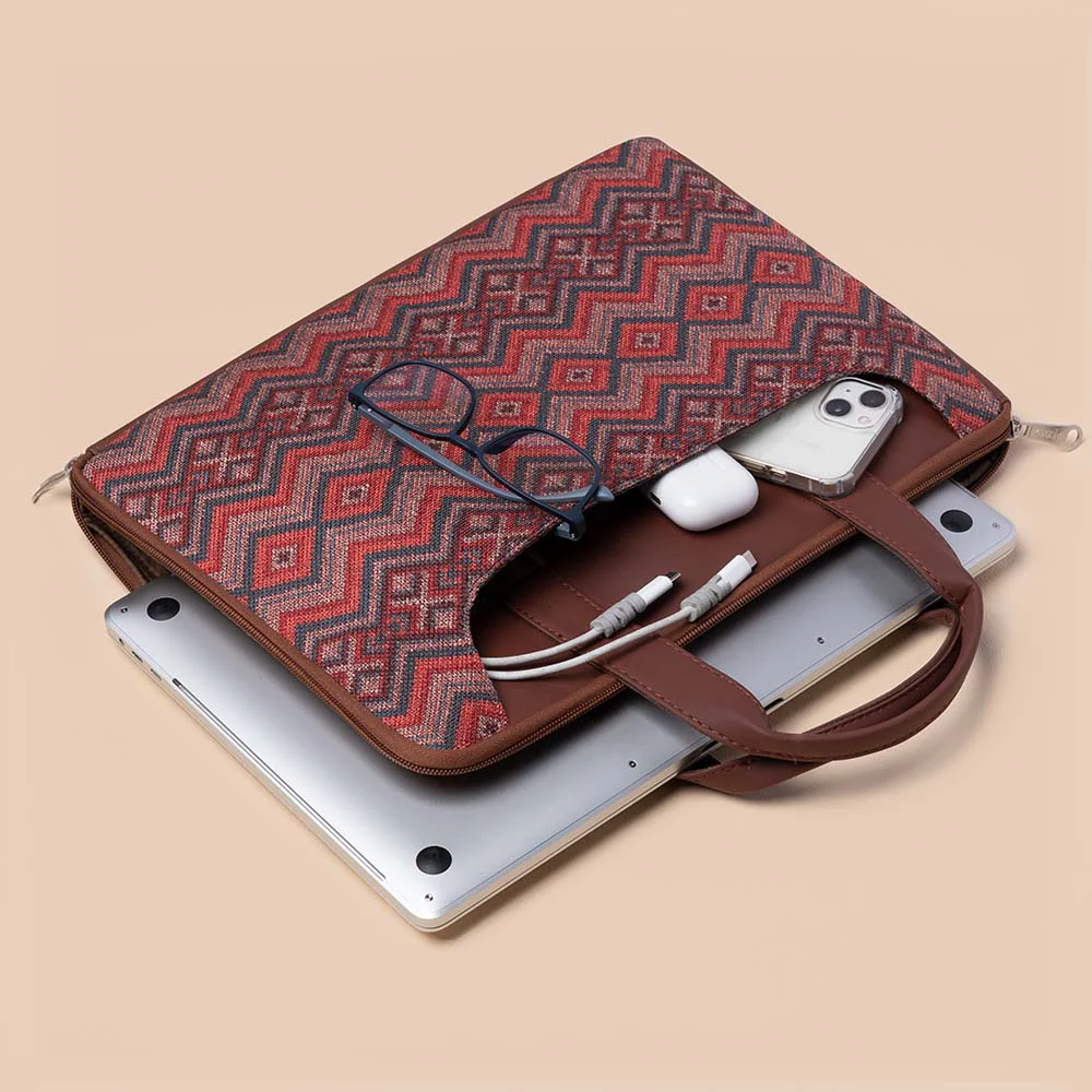 Gwalior Weaves L-Zippered Laptop Sleeve - Image 5