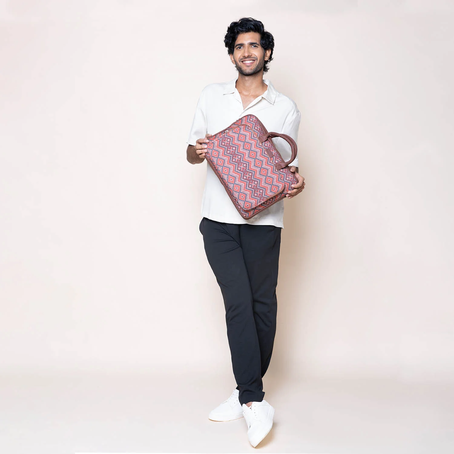 Gwalior Weaves Unisex Laptop Bag - Image 5