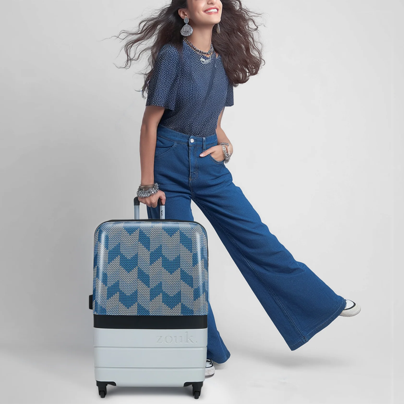 Himachal Chevron Grey Raahi Trolley Bag Combo (Cabin & Large) - Image 2