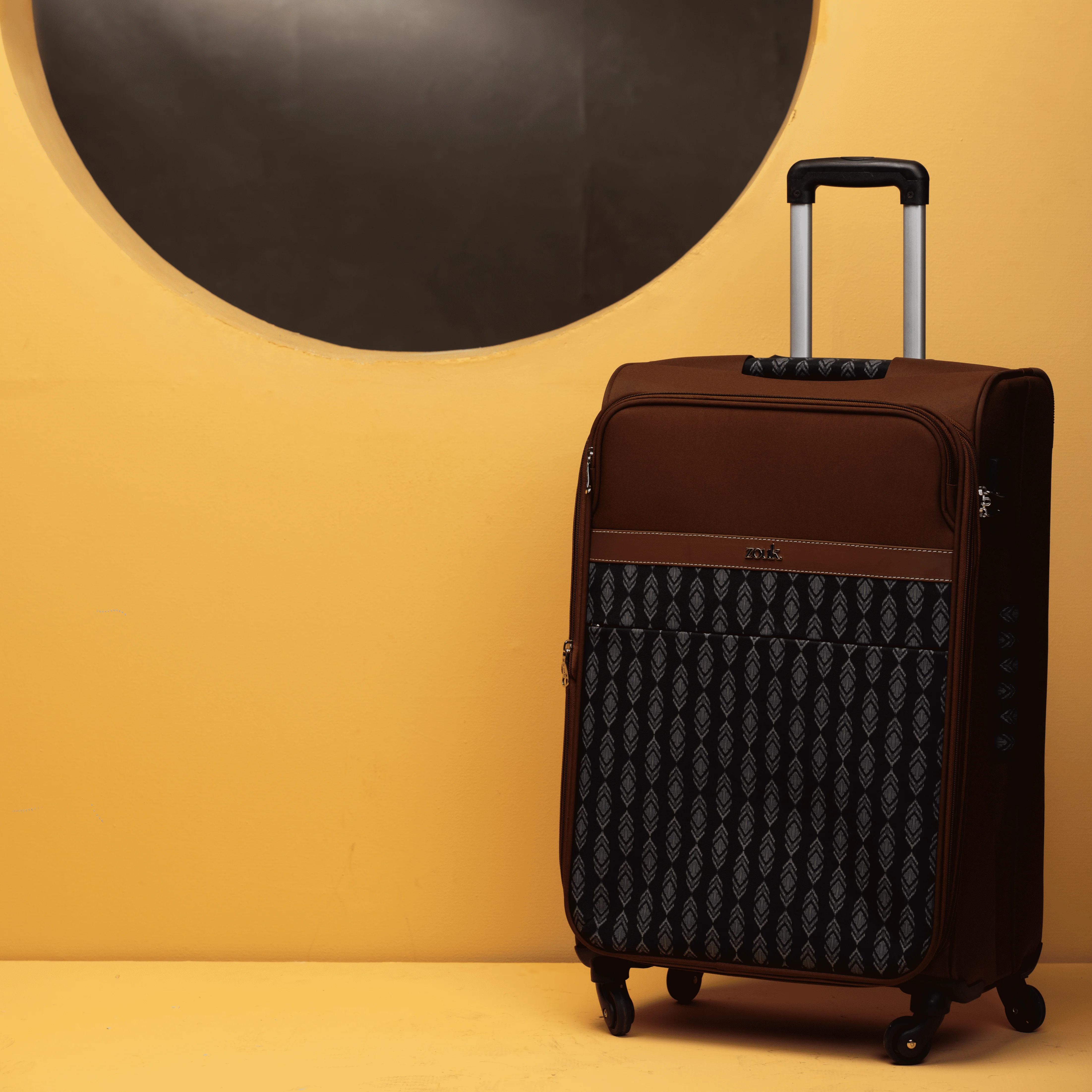 Hyderabad Ikat Avasa Trolley Bag (Medium) - Image 3