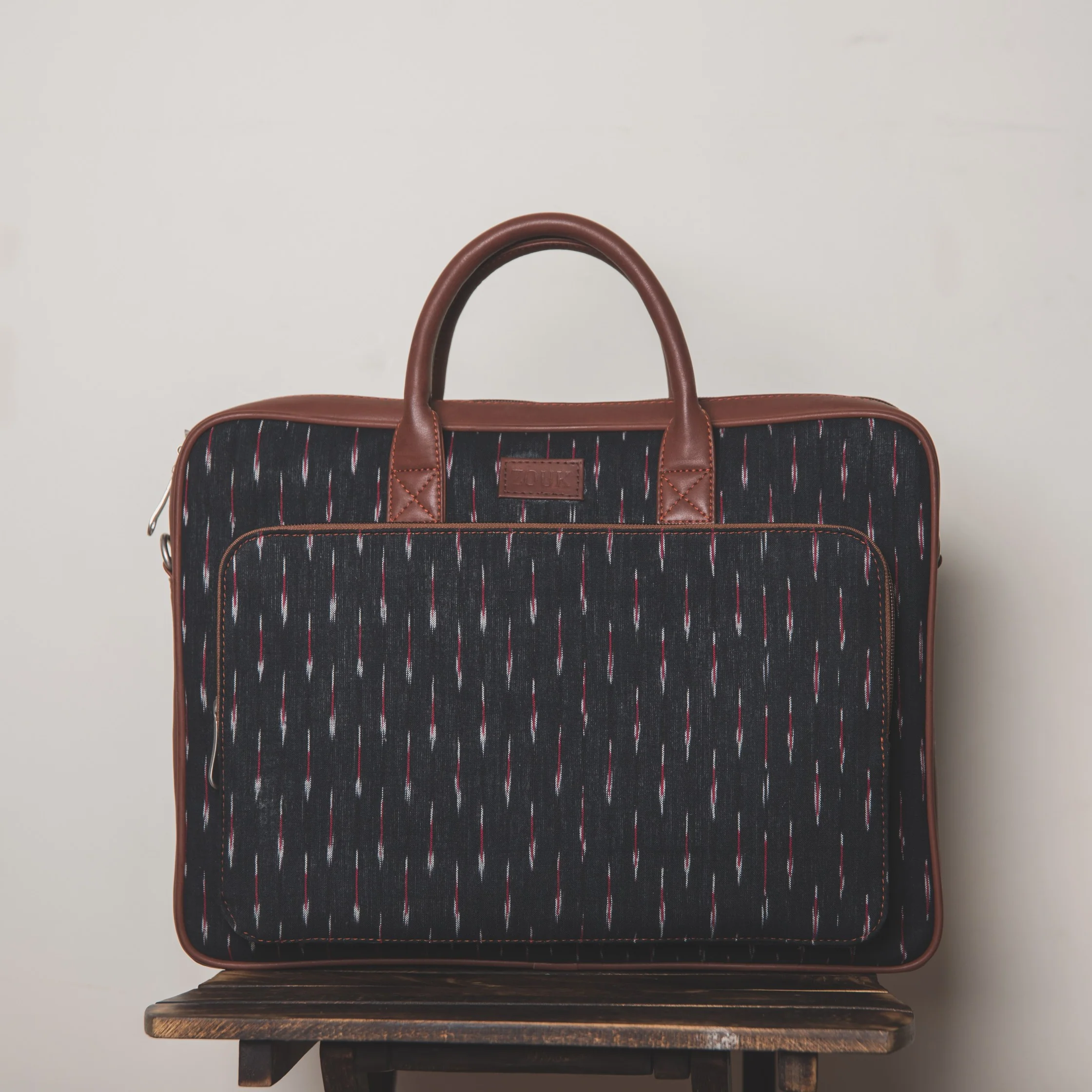 Ikat GreRed Men's Laptop Bag - Image 3