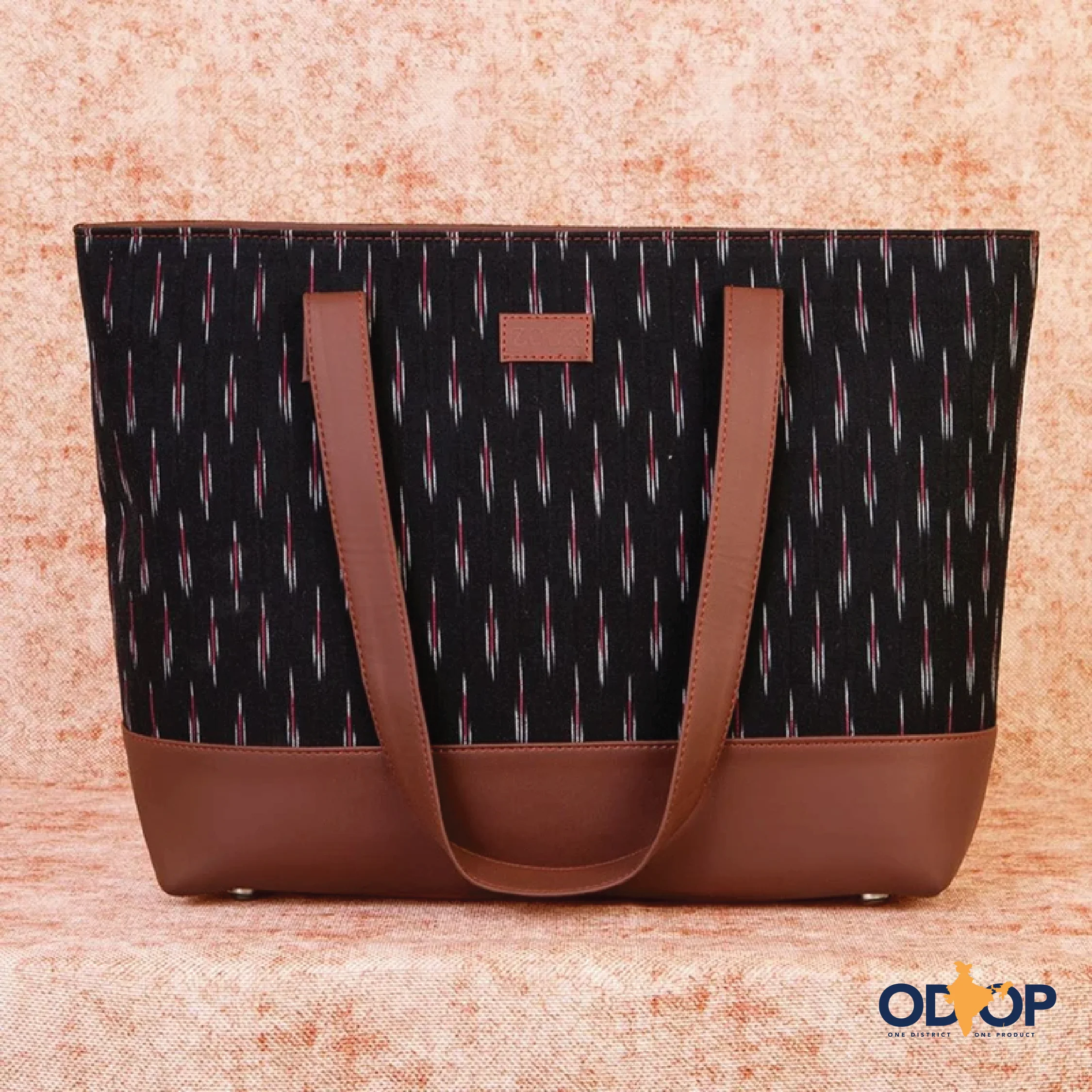Ikat GreRed Shoulder Tote Bag - Image 2