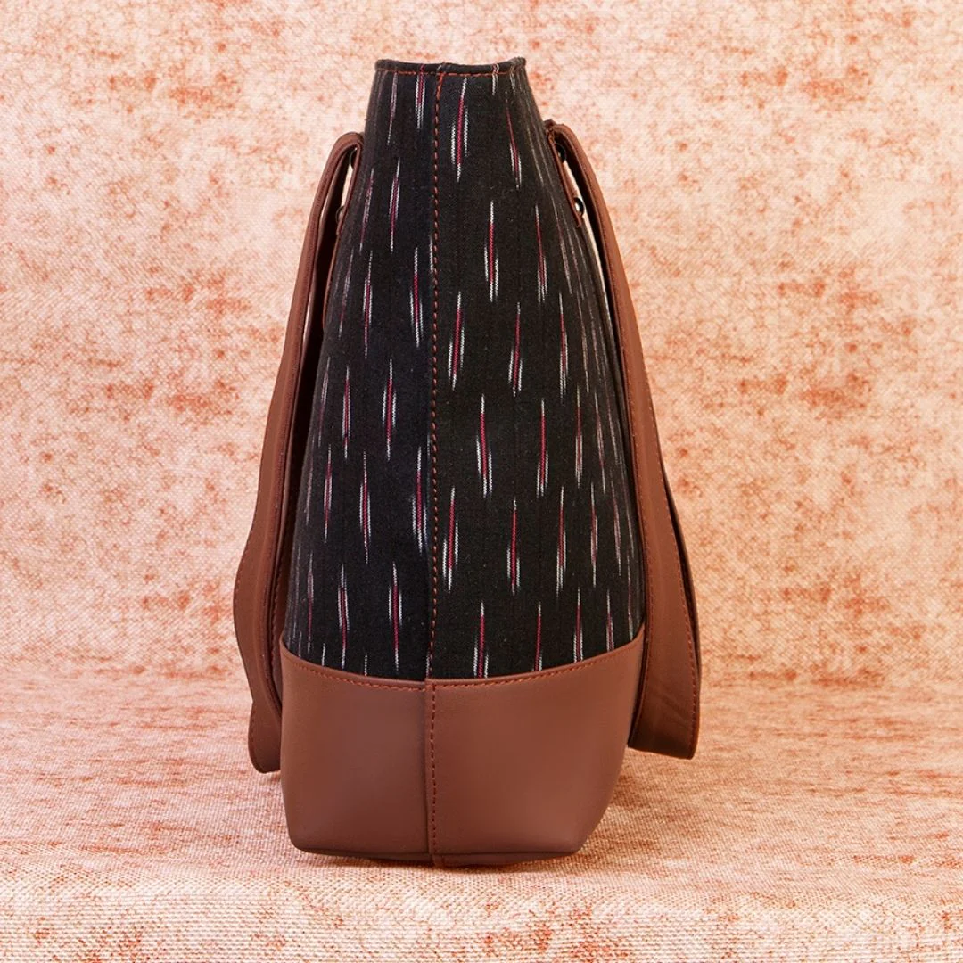 Ikat GreRed Shoulder Tote Bag - Image 6