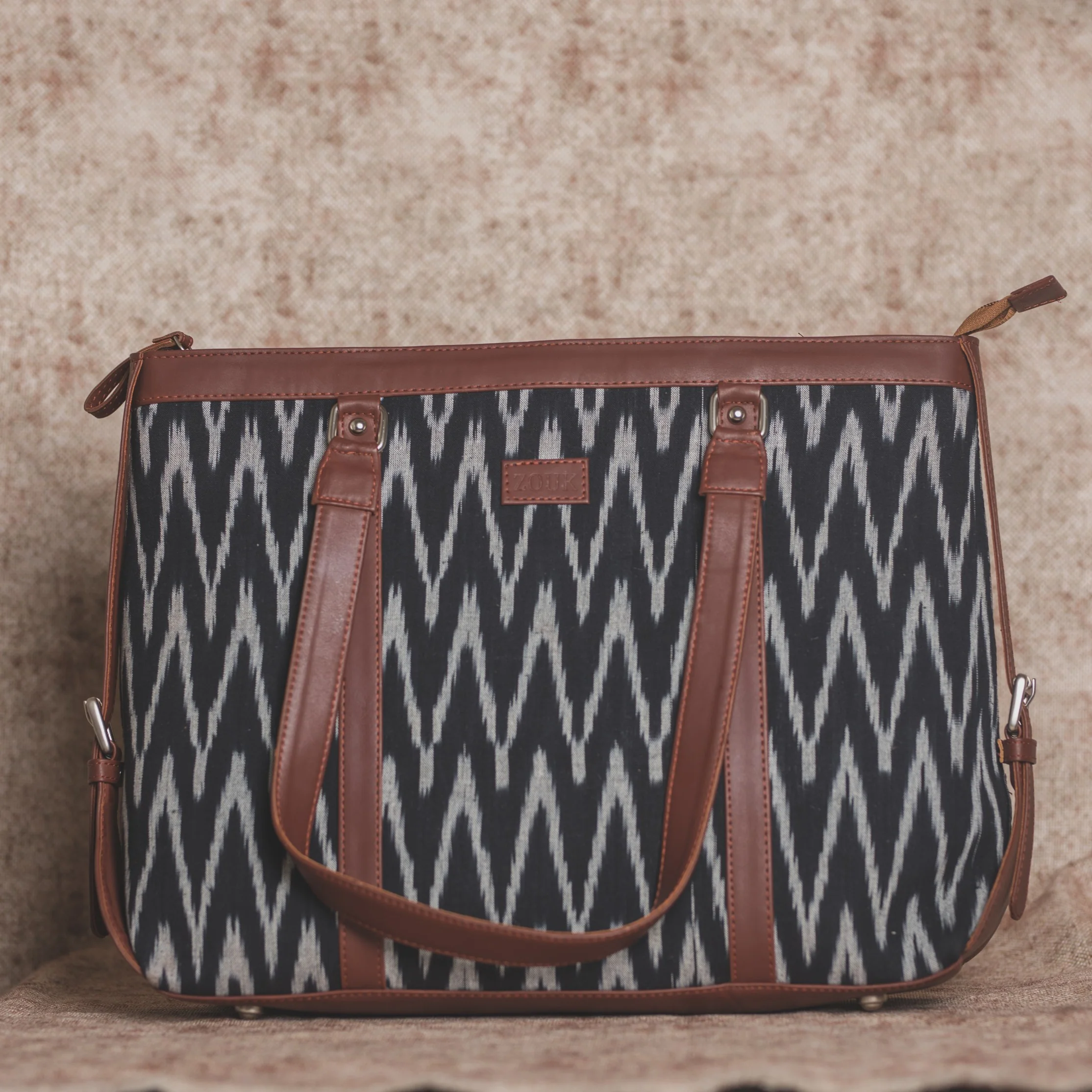 Ikat Wave and Seashell Motif - Office Bag & Chain Wallet Combo - Image 2