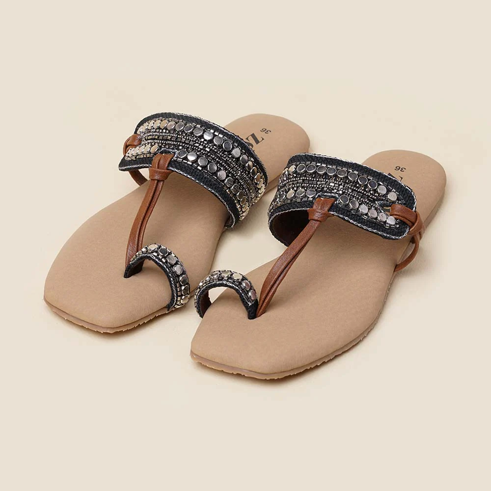 Jaipur Bohemian Oxidised Chappal - Image 5