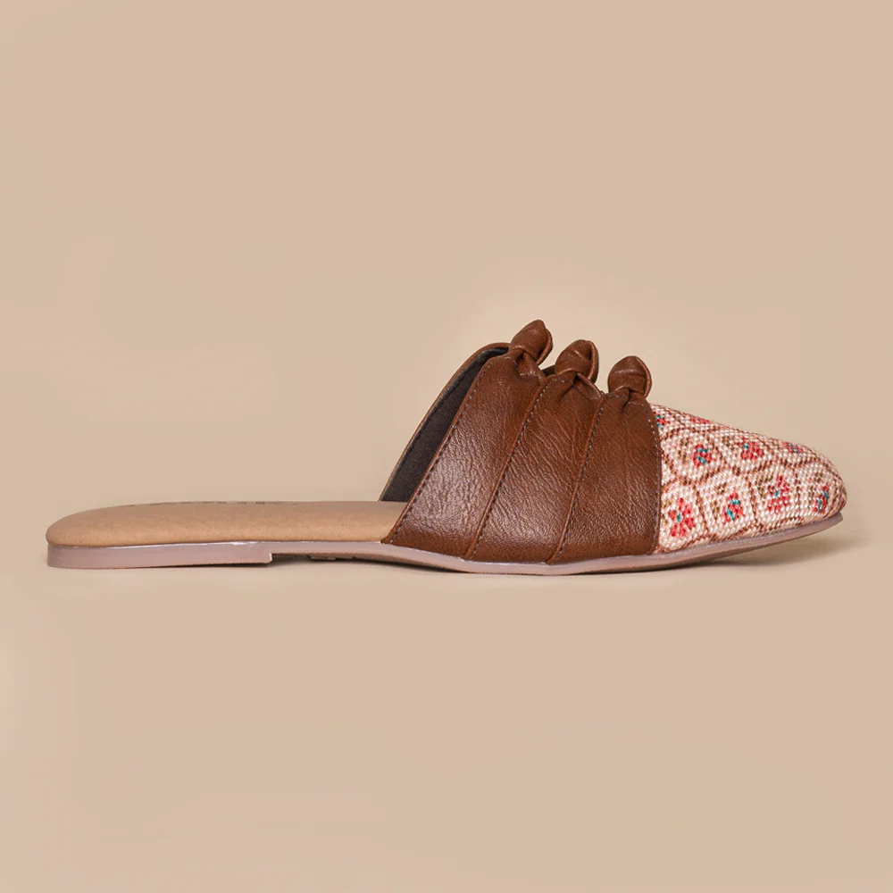 Jaipur Kamal Knotted Mule - Image 7