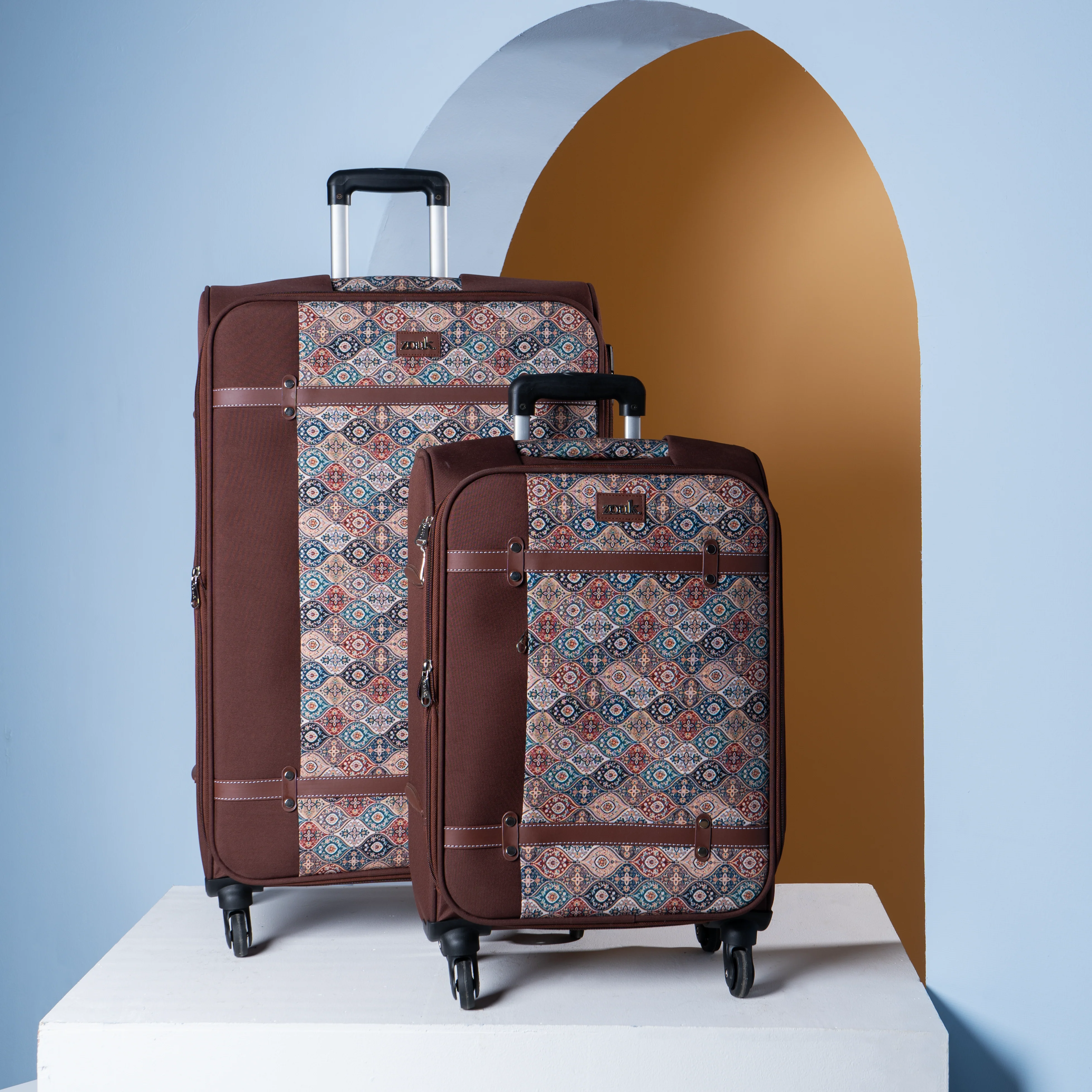 Jammu Kaleen Saira Trolley Bag Combo (Cabin & Large) - Image 2