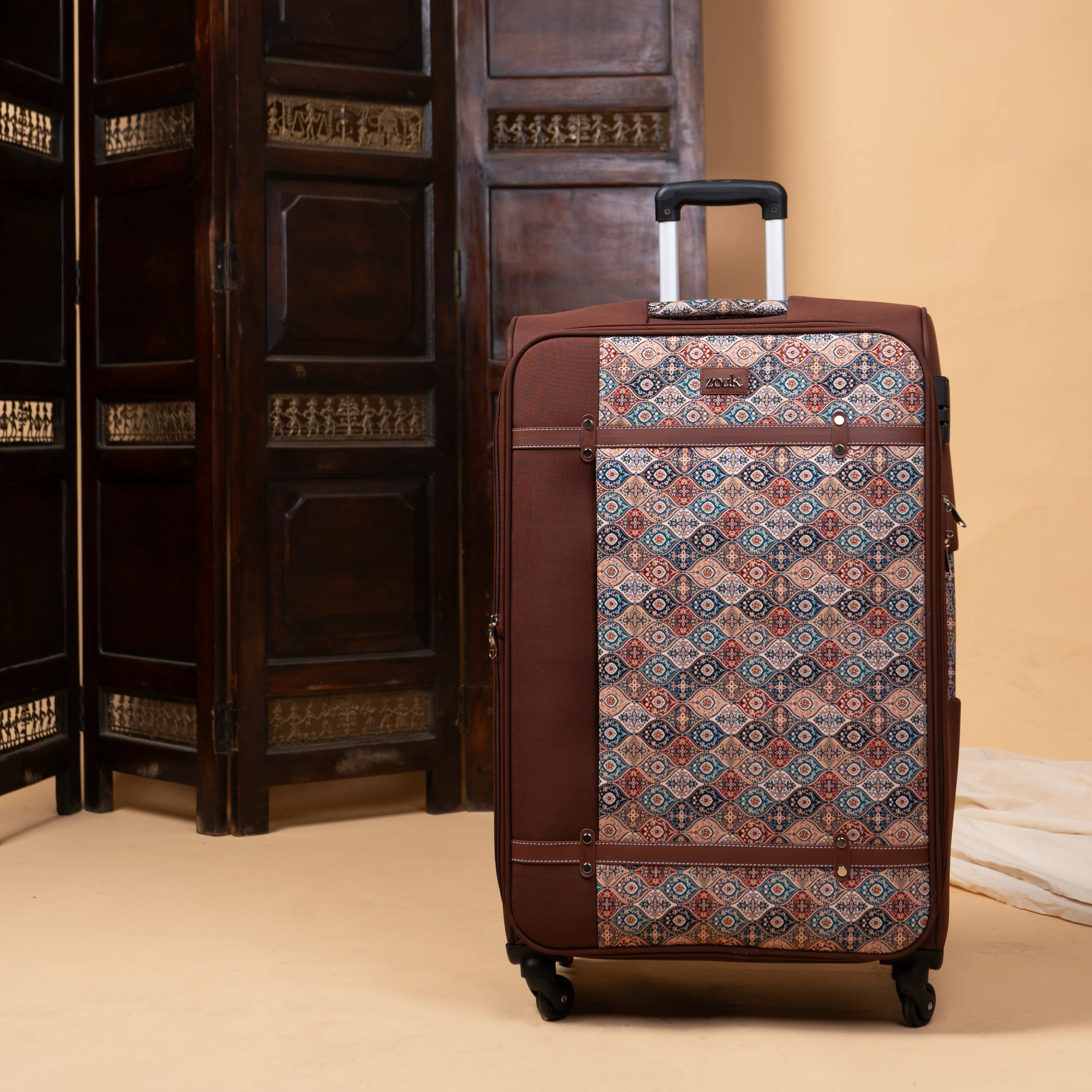 Jammu Kaleen Saira Trolley Bag (Large) - Image 8