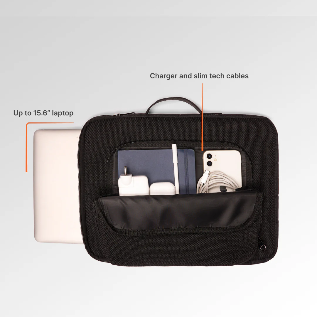 Jet Black Signature Laptop Sleeve - 15.6inch (Black) - Image 6