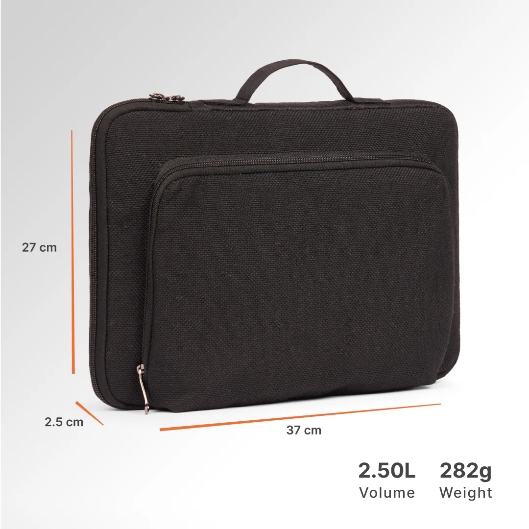 Jet Black Urban Laptop Sleeve - 15.6inch (Black) - Image 4