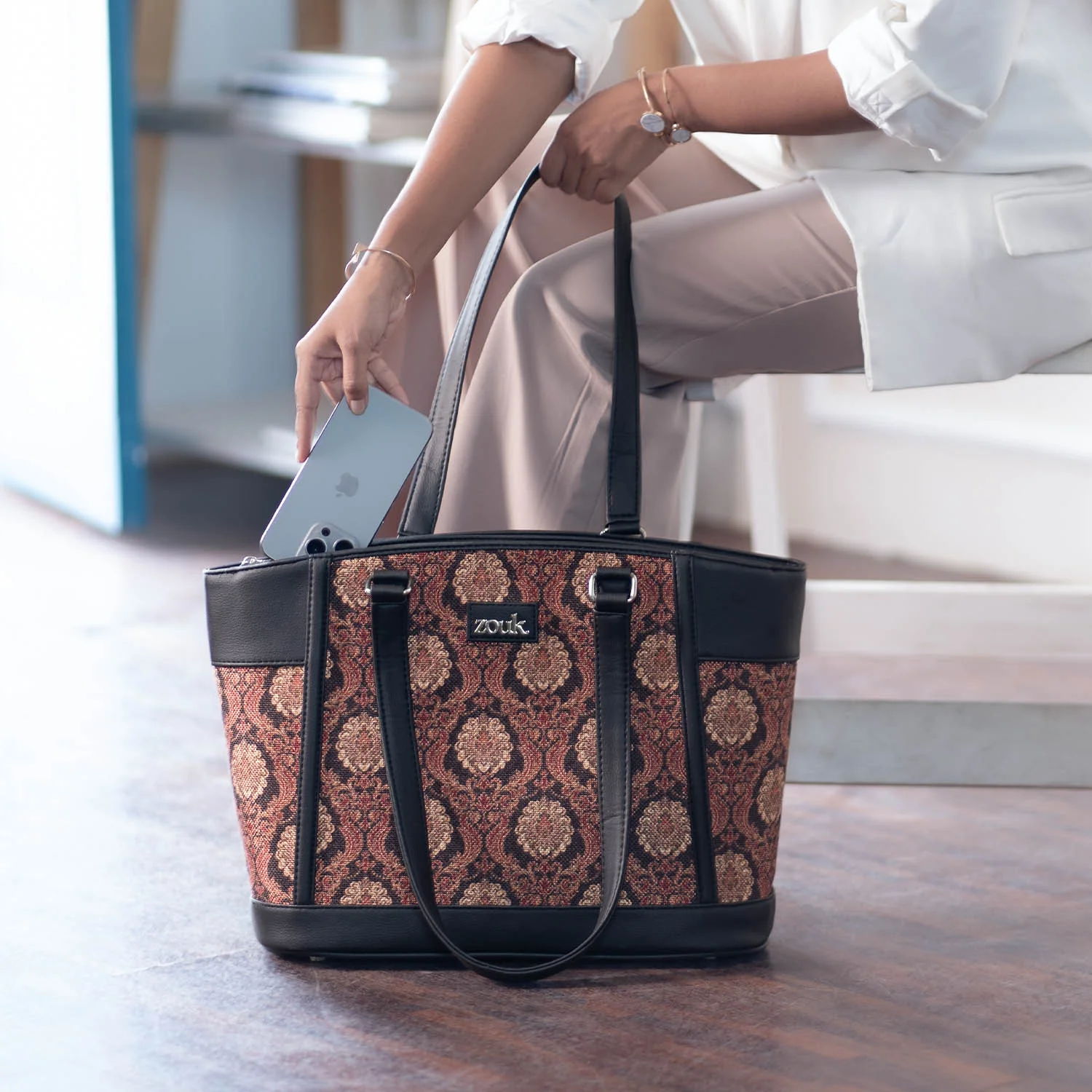 Jodhpur Damask Classic Commute Office Bag - Image 2