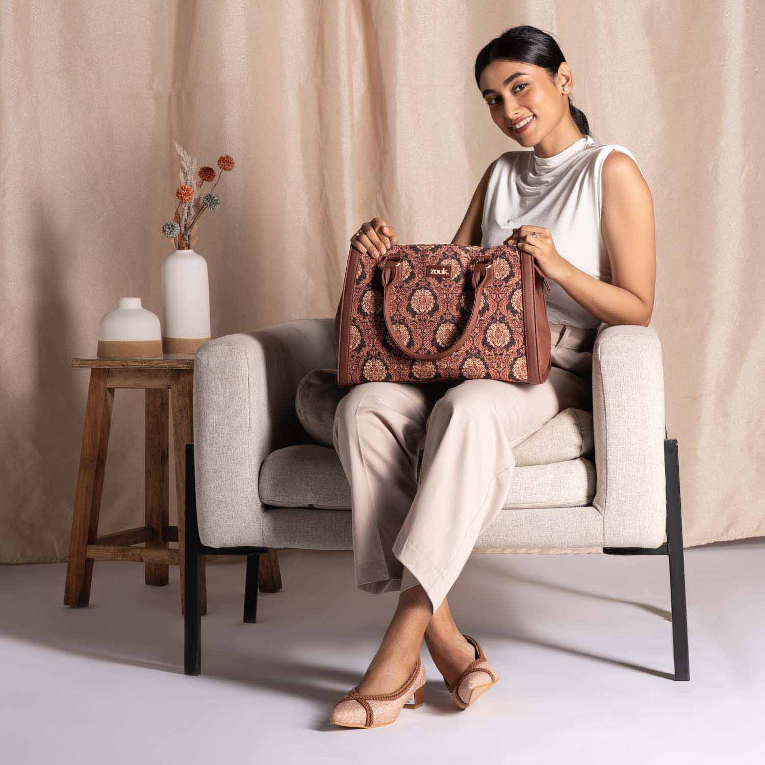 Jodhpur Damask Classic Handbag - Image 2