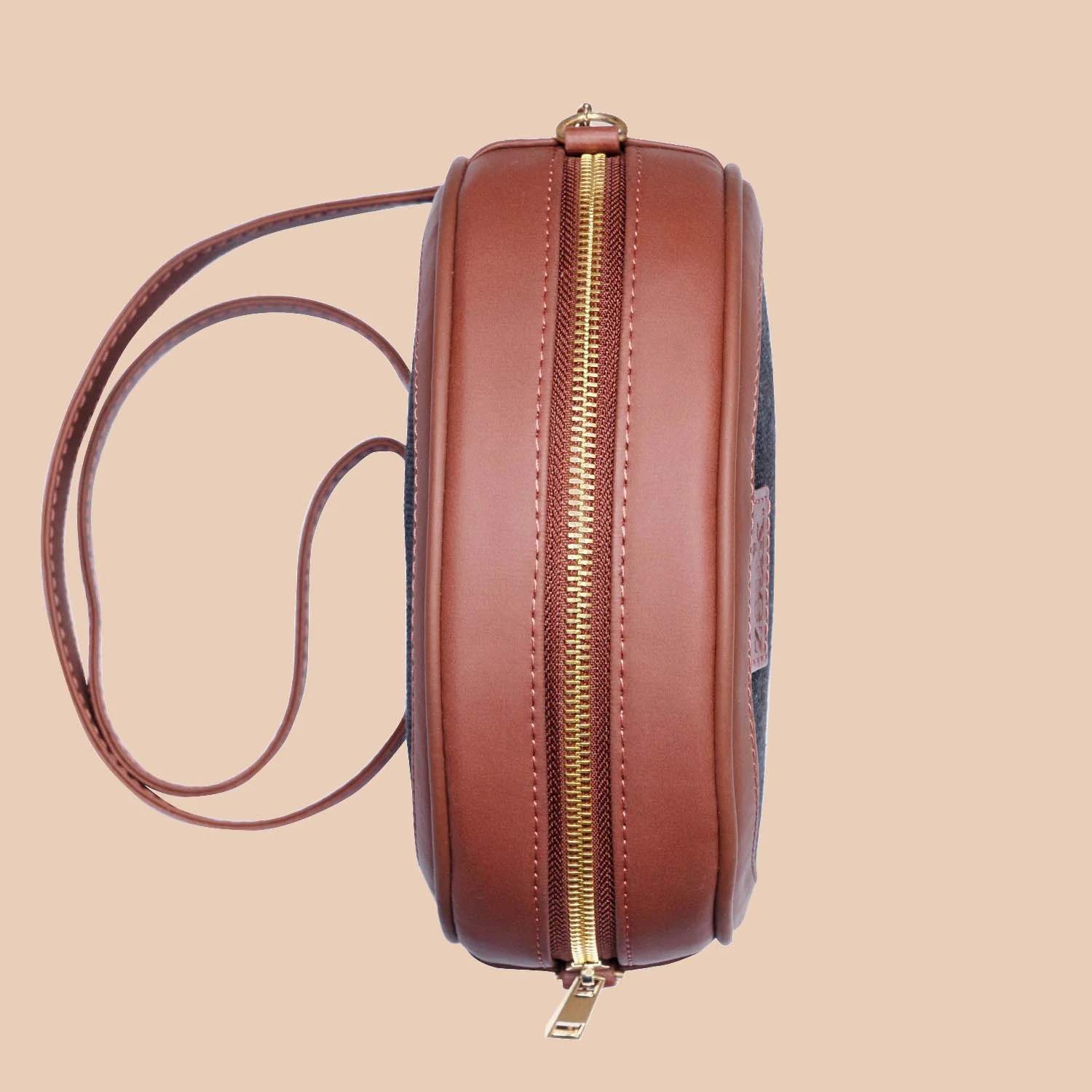 Jodhpur Damask Round Sling Bag - Image 8