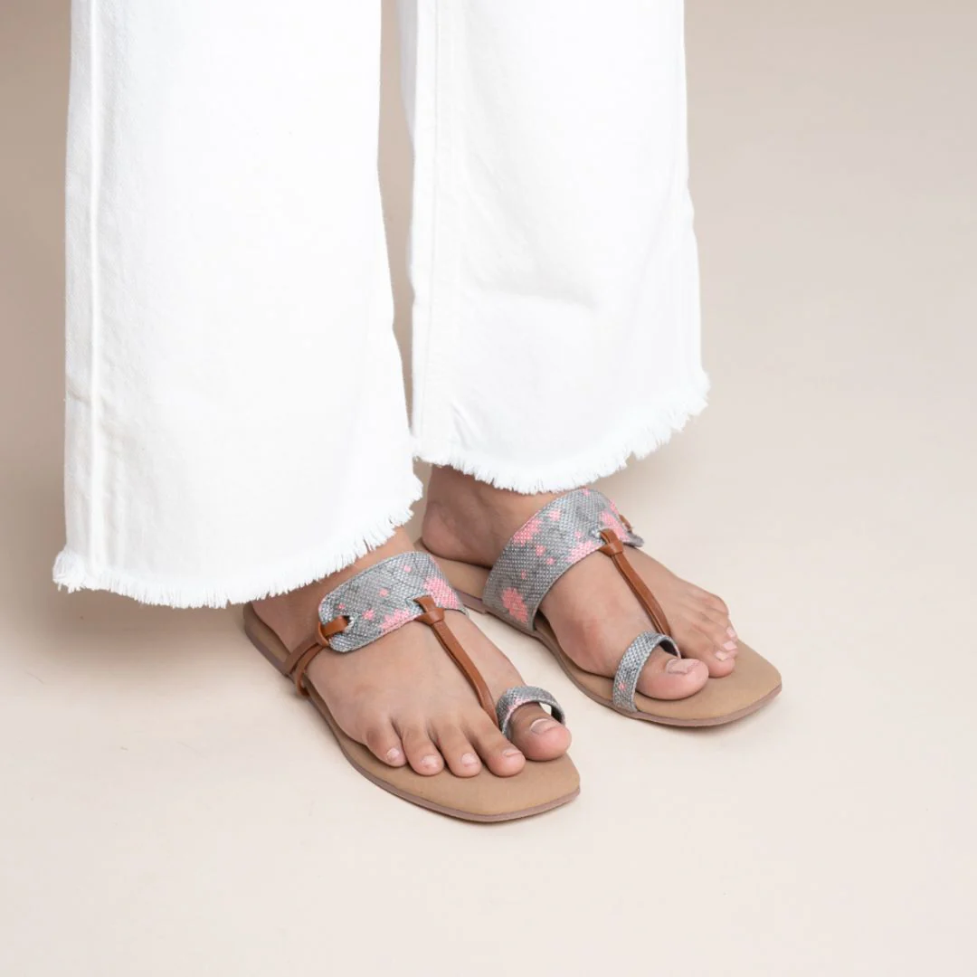 Kadapa Garden Women's Chappals - Image 5