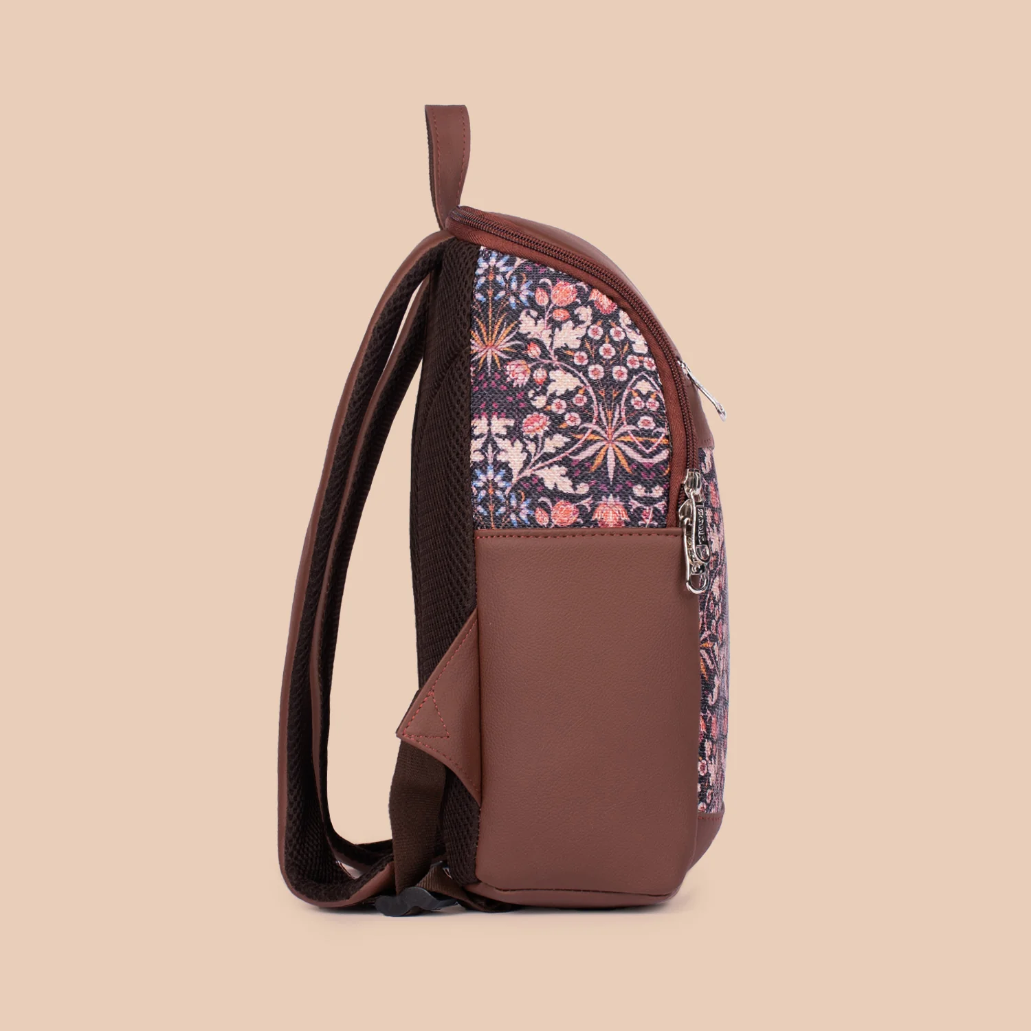 Kashmir Blooms Amalia Daypack - Image 8