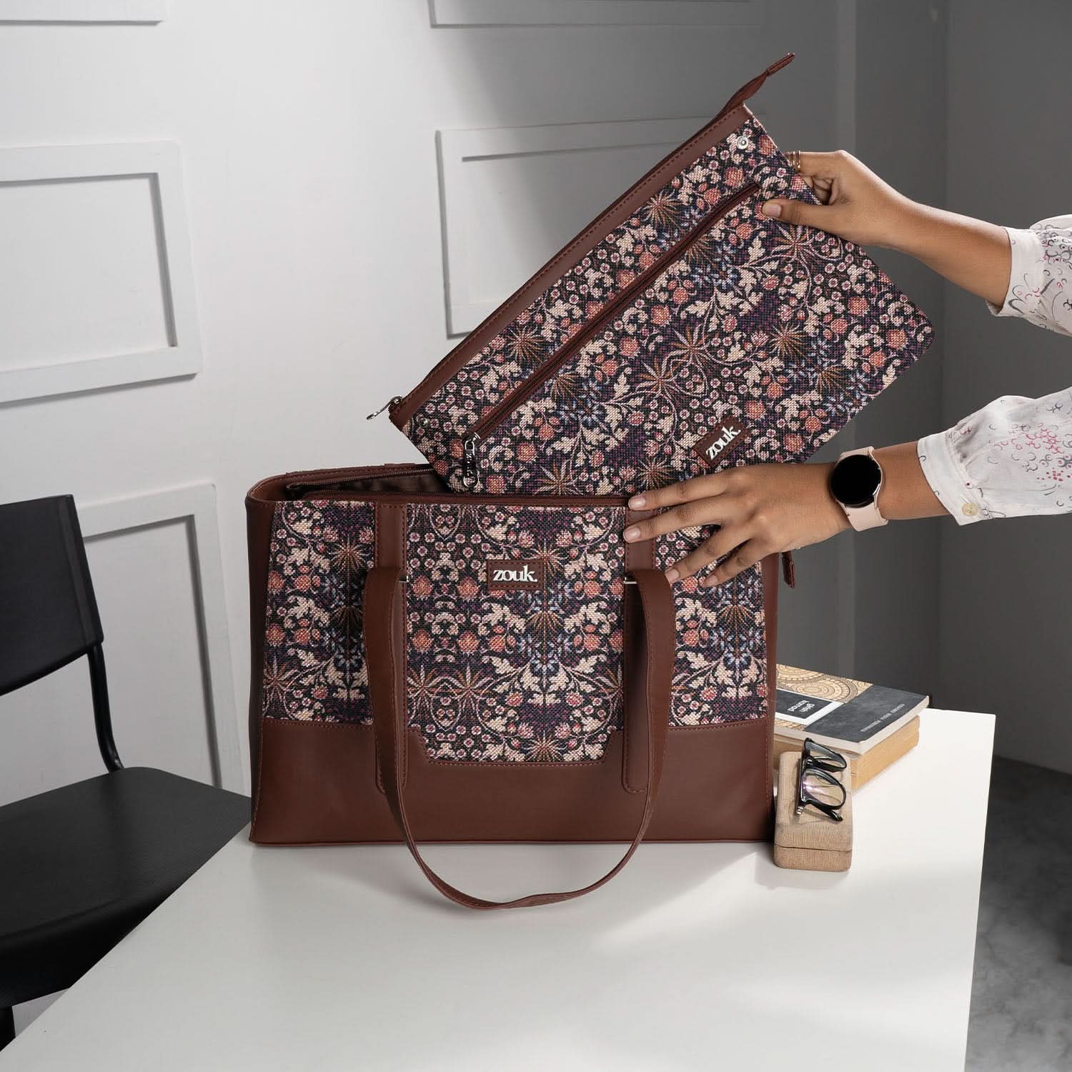 Zouk Kashmir Blooms Maya Multitasker Tote Bag - Image 2
