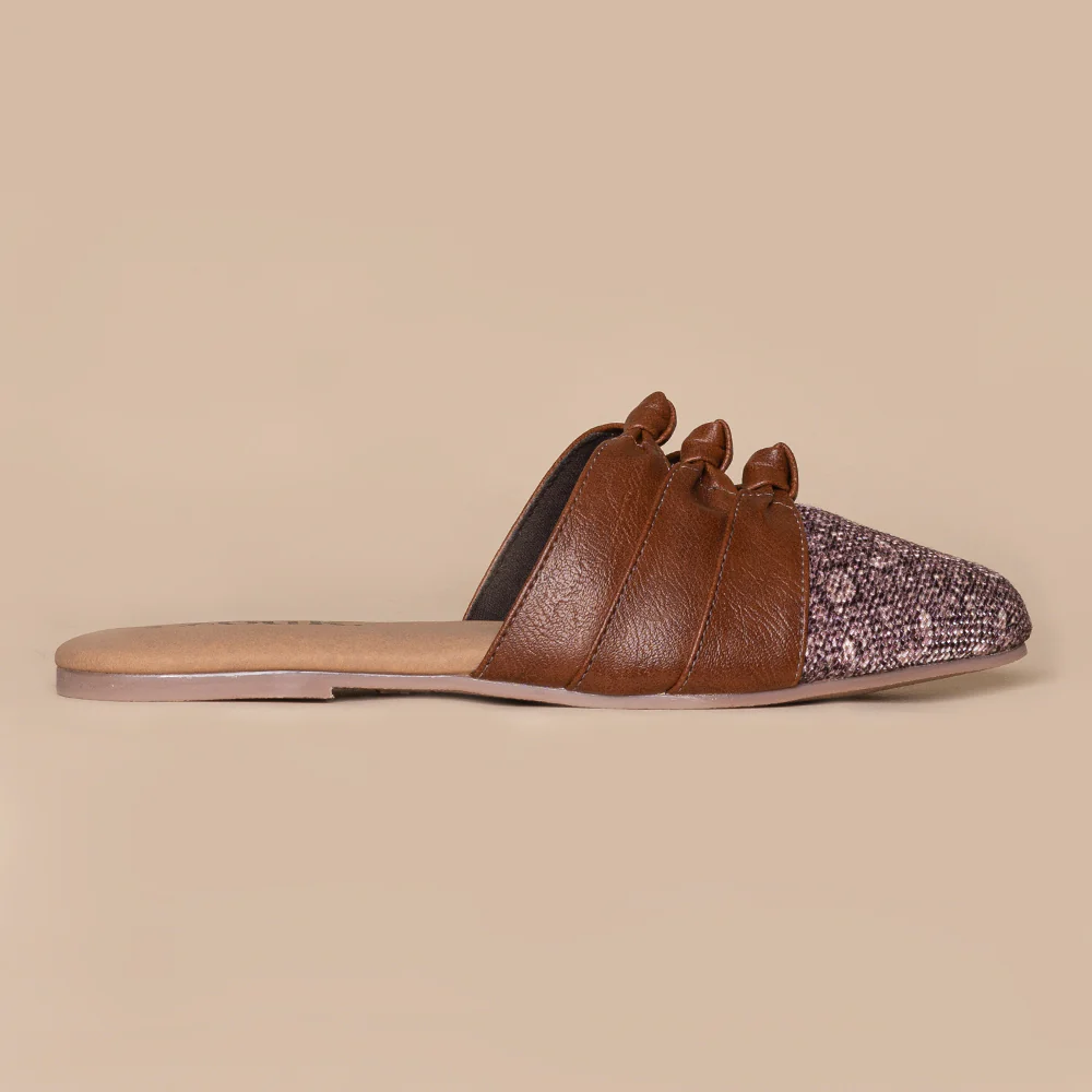 Kashmir Jhallar Knotted Mule - Image 7