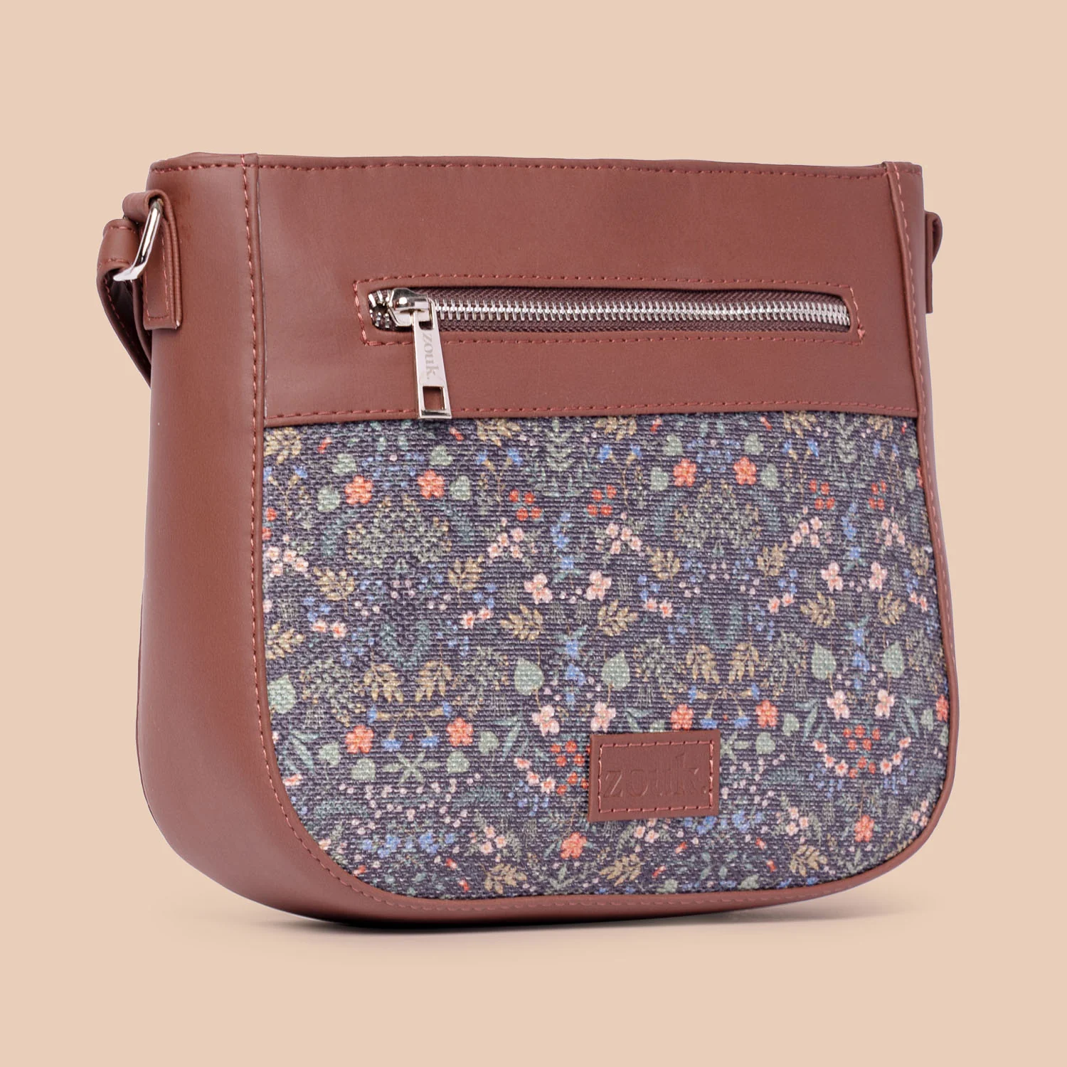 Kashmir Royals U Shaped Sling Bag - Image 4