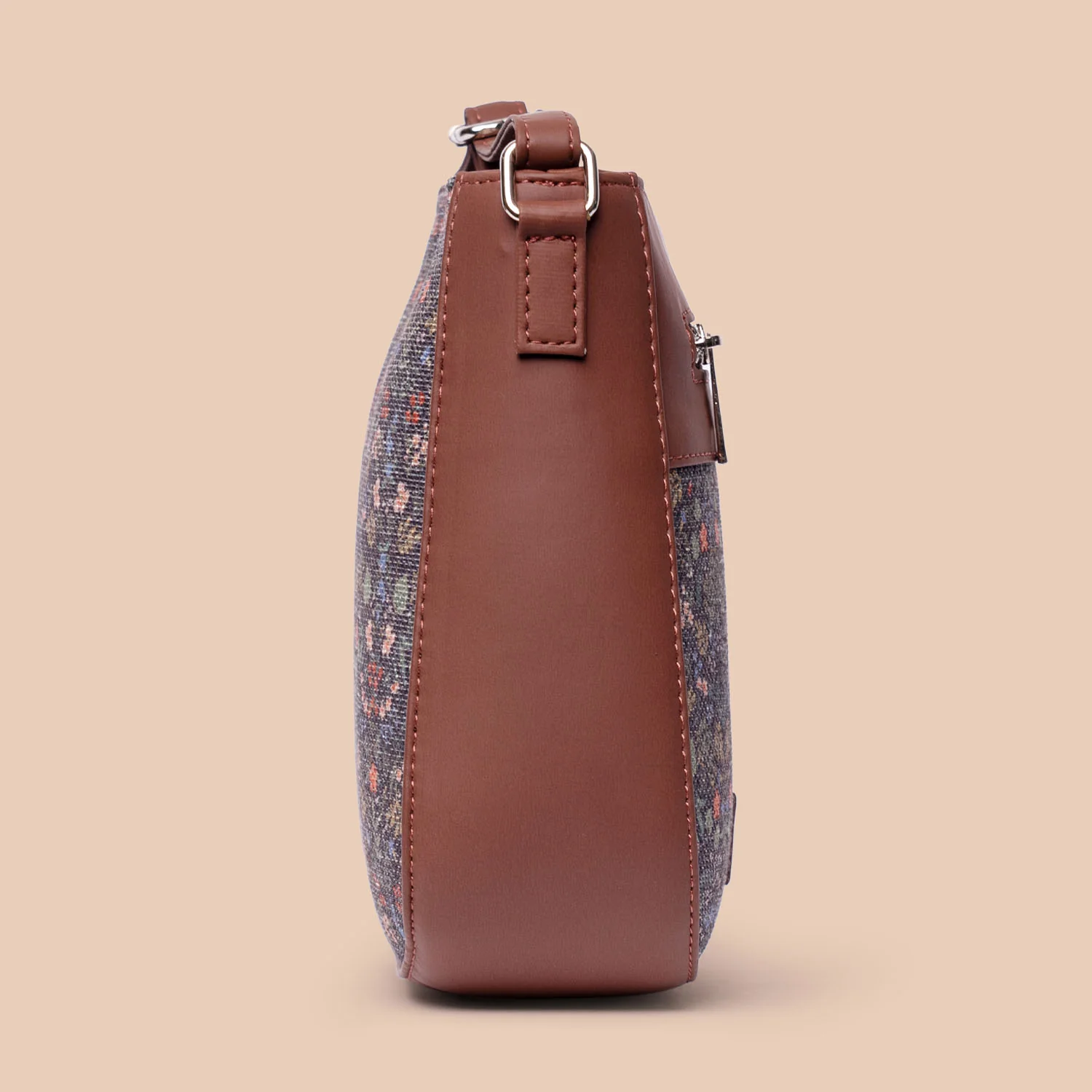 Kashmir Royals U Shaped Sling Bag - Image 9