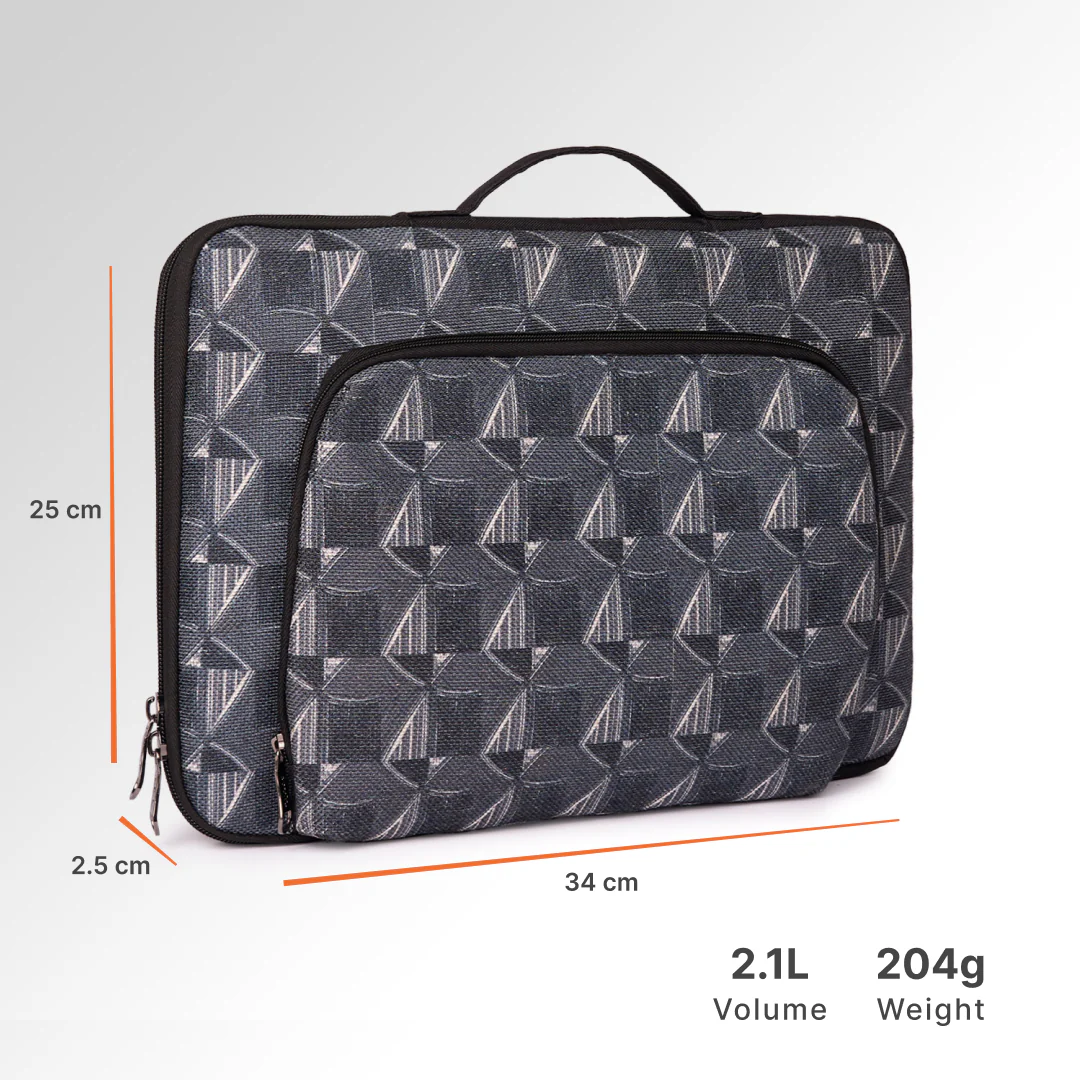 Kochi Carbon Signature Laptop Sleeve - 14inch (Black) - Image 4