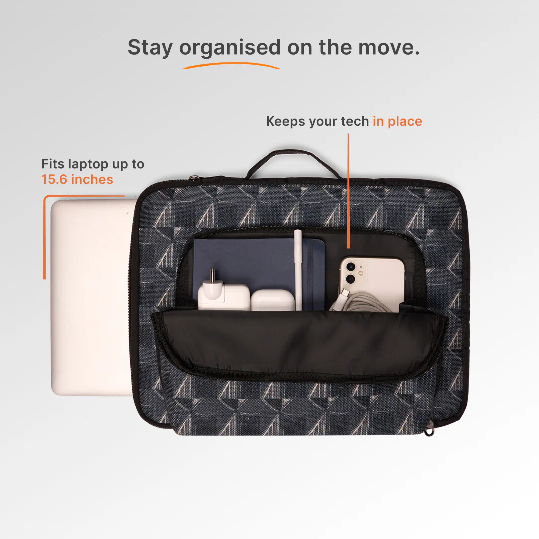 Kochi Carbon Urban Laptop Sleeve - 15.6inch (Black) - Image 7