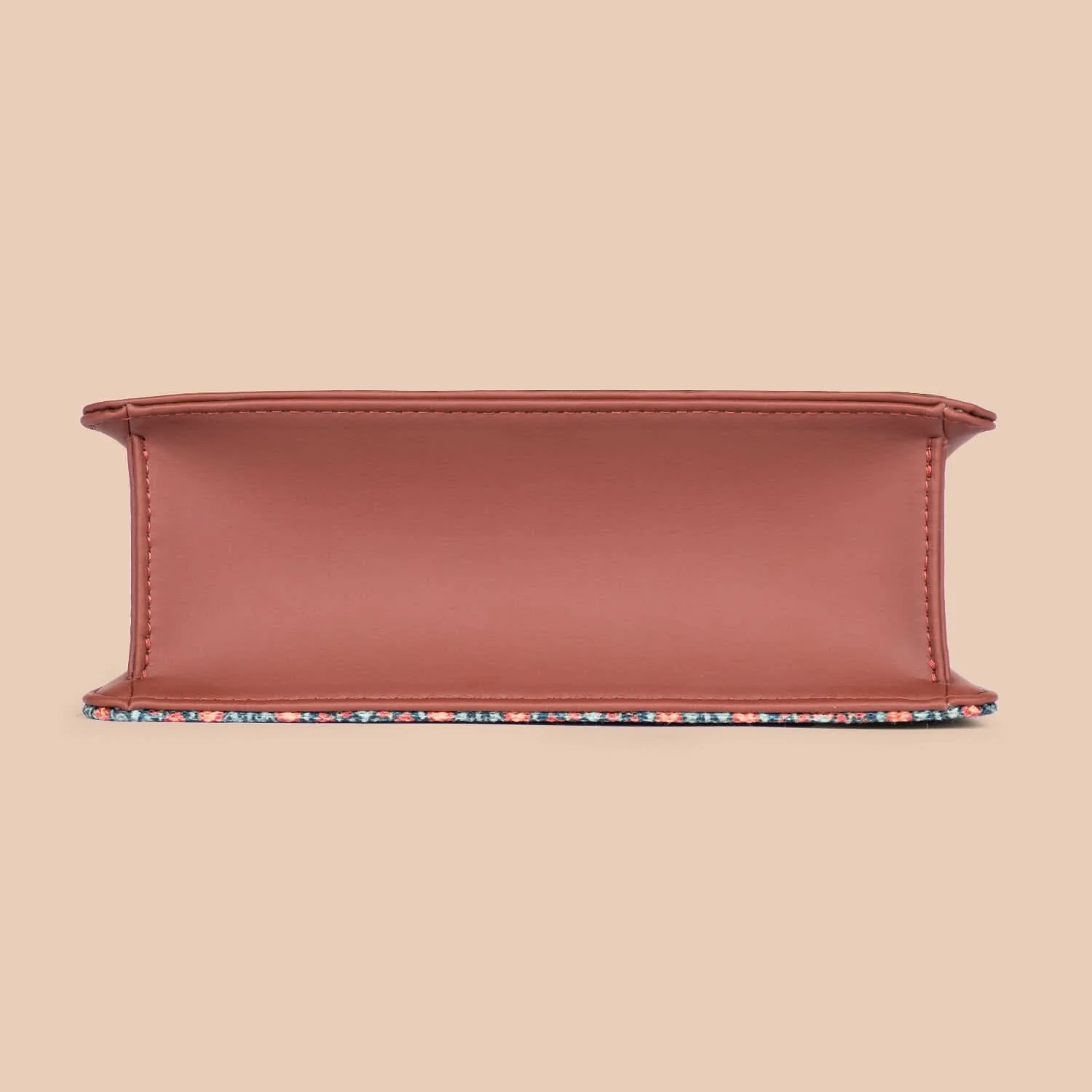 Kolkata Nouveau Beyond Basic Sling Bag - Image 9