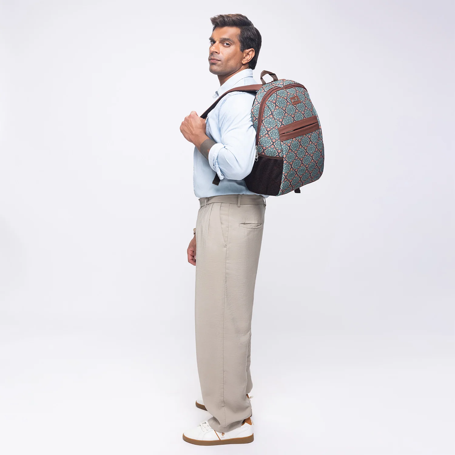 Kolkata Nouveau Men's Classic Backpack