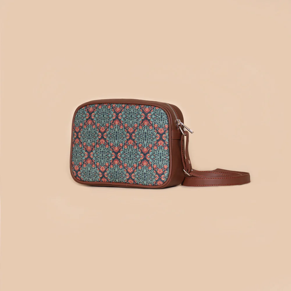 Kolkata Nouveau Sling Bag - Image 4