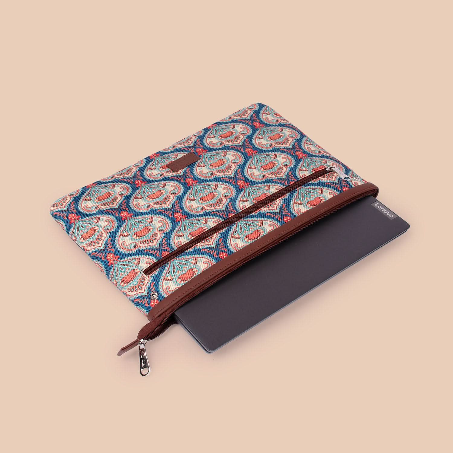 Zouk Kovil Blue Maya Multitasker Tote Bag - Image 8