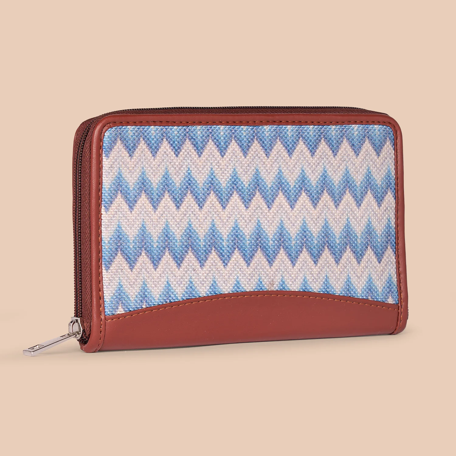 Kumarakom Waves Chain Wallet - Image 2