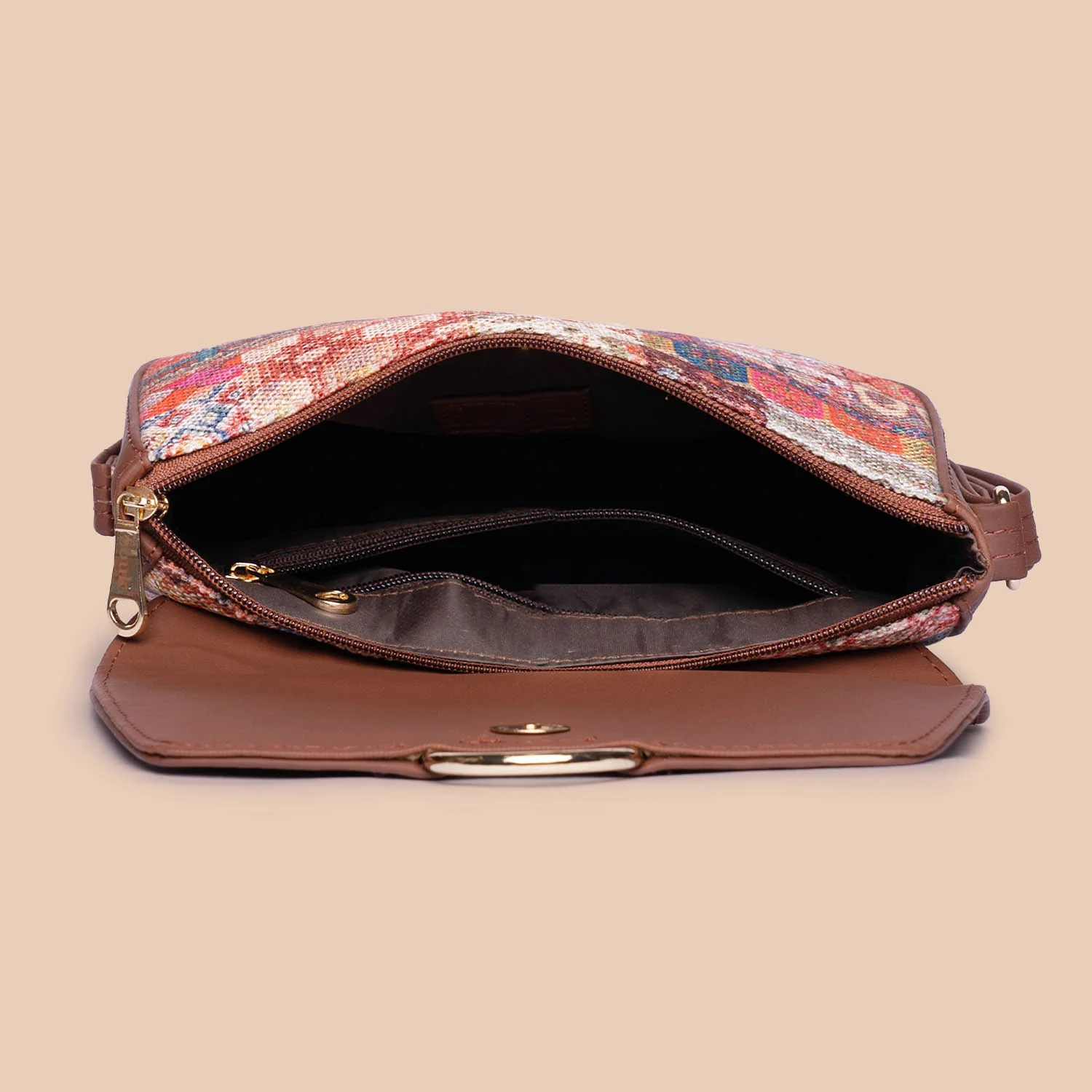 Kutch Gamthi Classic Sling Bag - Image 9