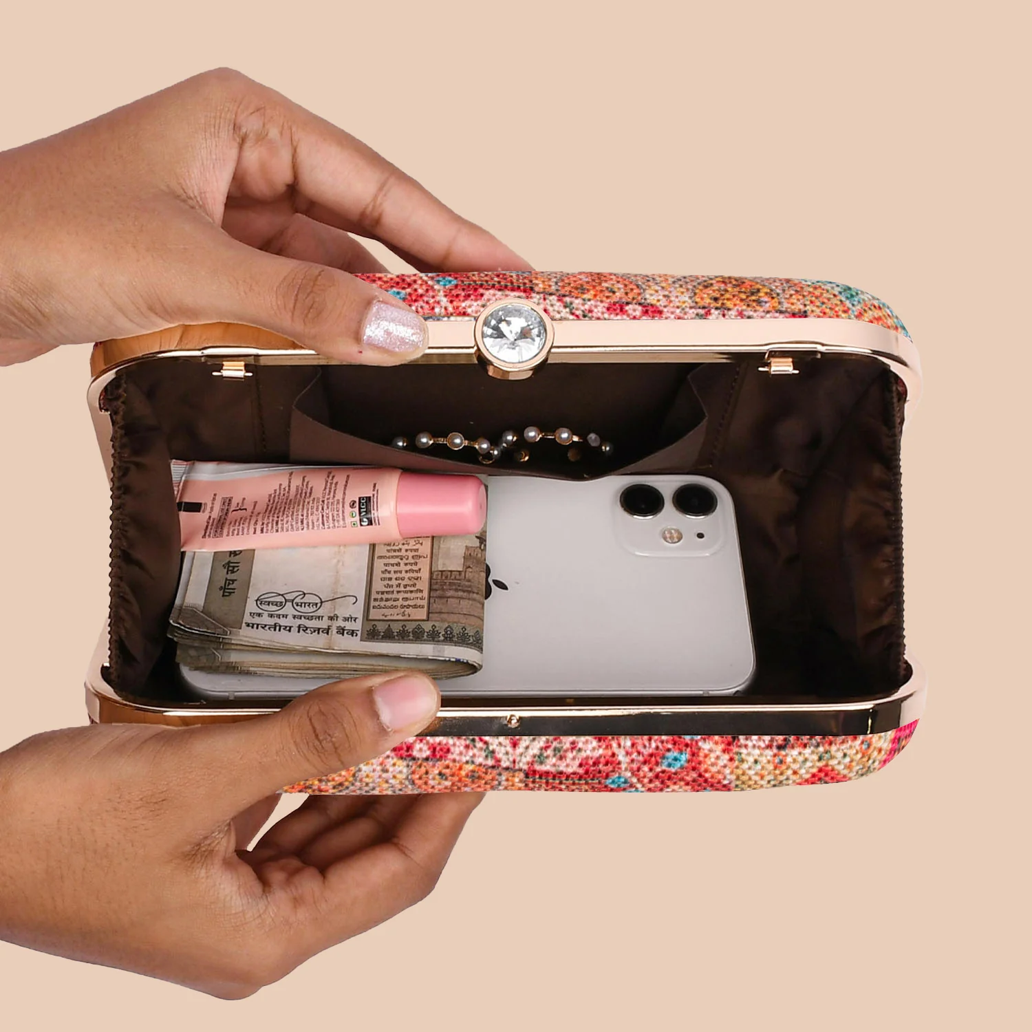 Kutch Gamthi Clutch - Image 6