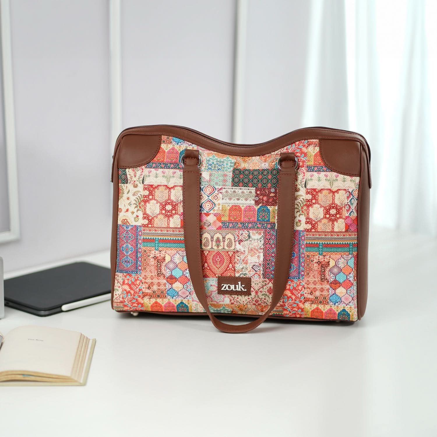 Kutch Gamthi Conference Office Bag - Image 2