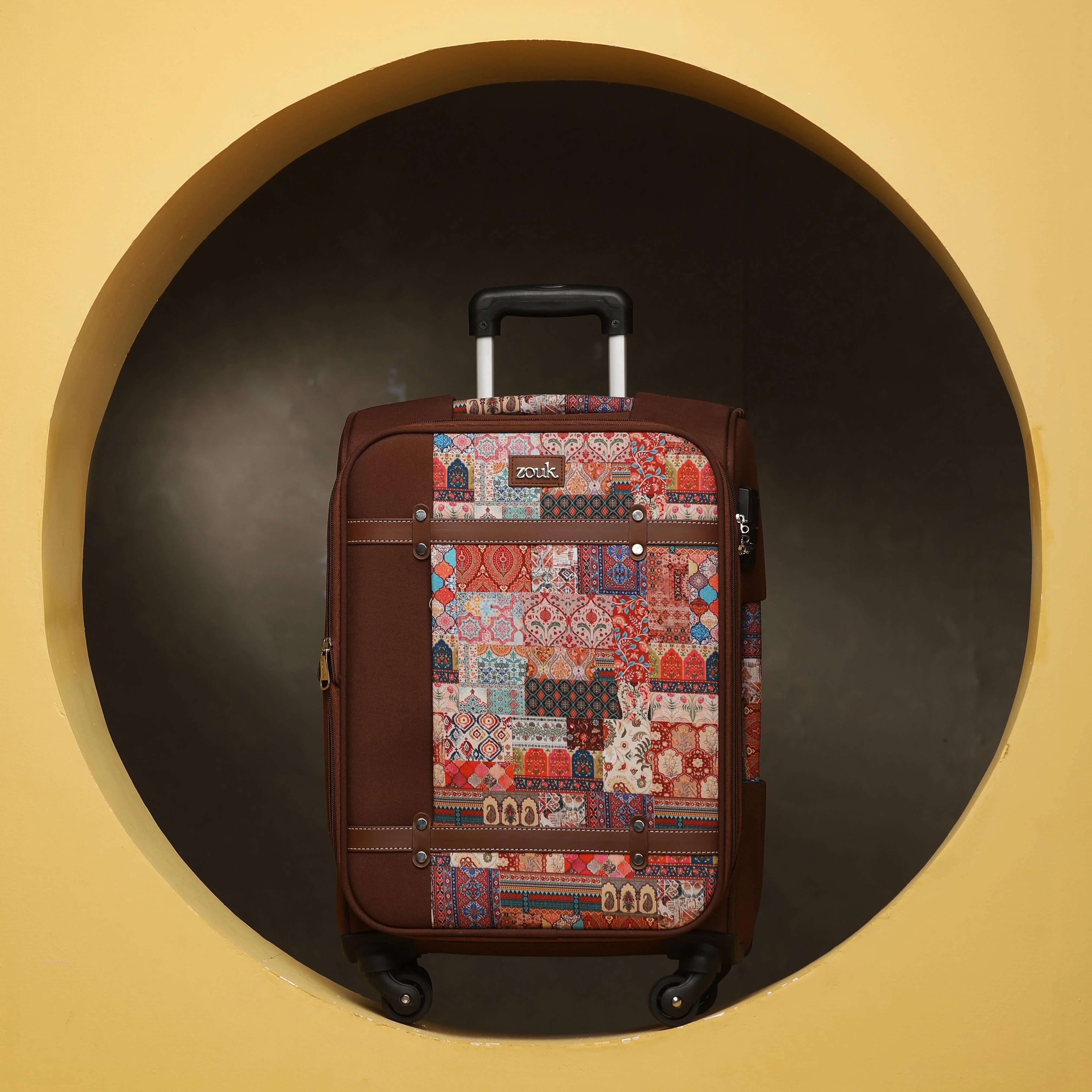Kutch Gamthi Saira Trolley Bag (Cabin) - Image 8