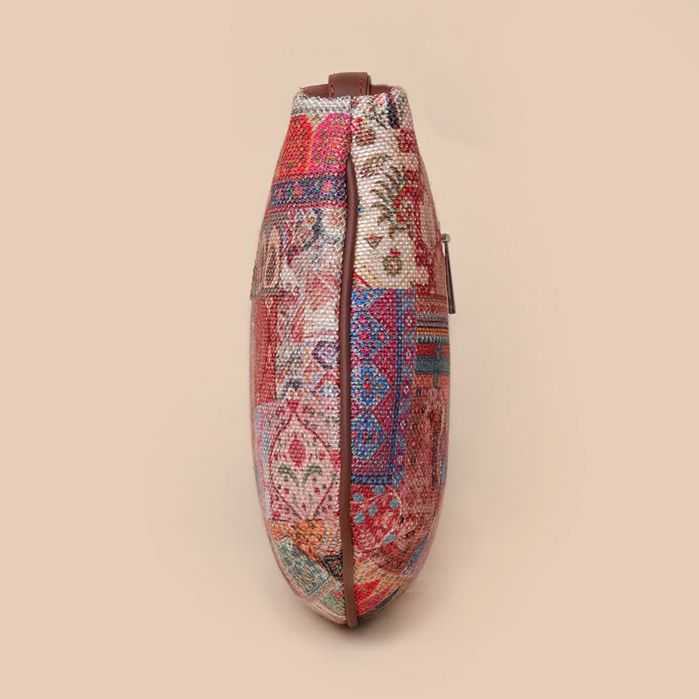 Kutch Gamthi Structured Shoulder Bag - Image 8