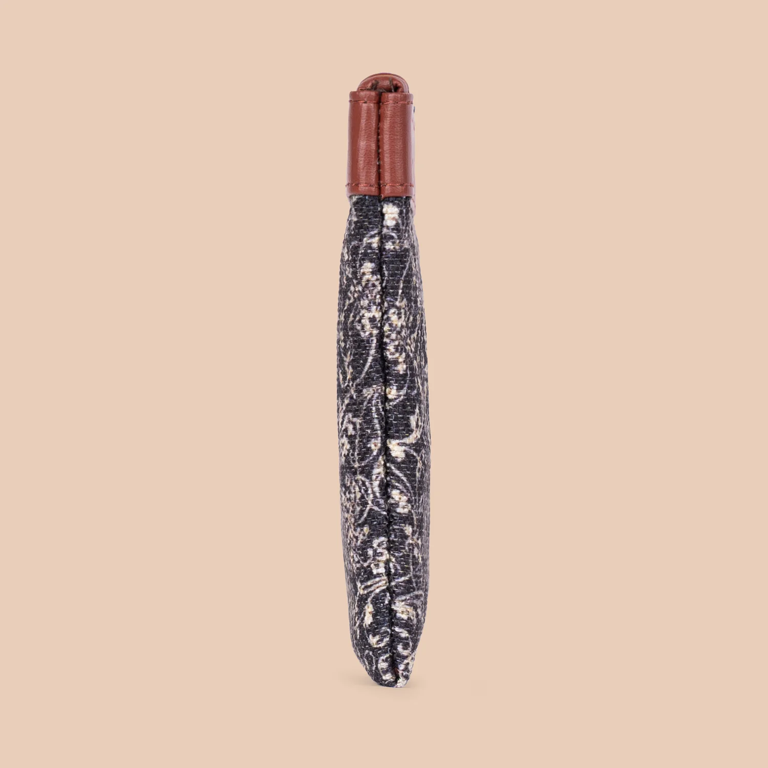 Lattice Lace Cosmetic Pouch - Image 5