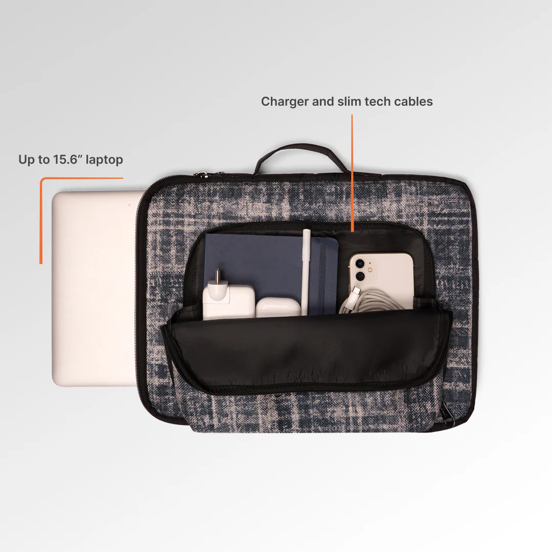 Leh Grit Signature Laptop Sleeve - 15.6inch (Black) - Image 7