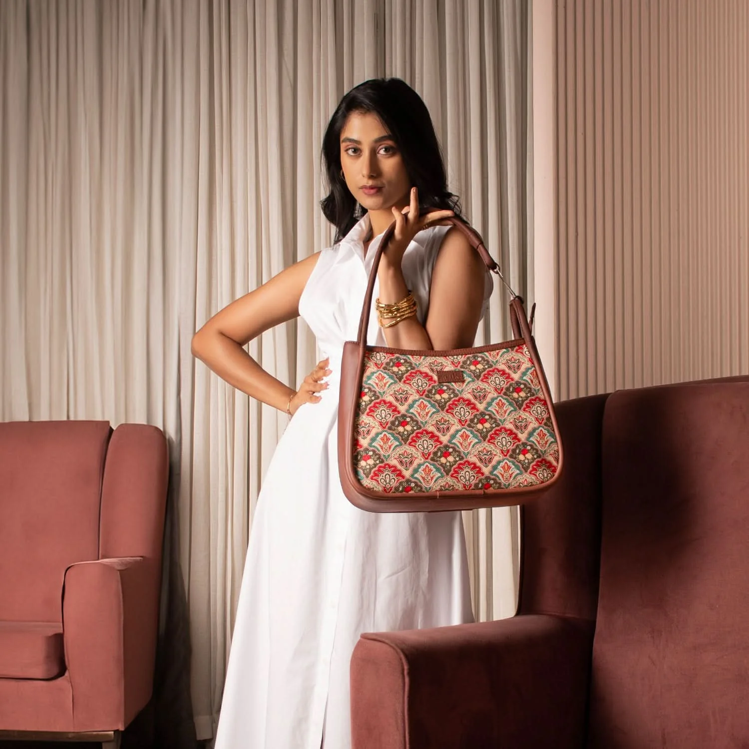 Mughal Art Multicolor Sleek Shoulder Bag - Image 2