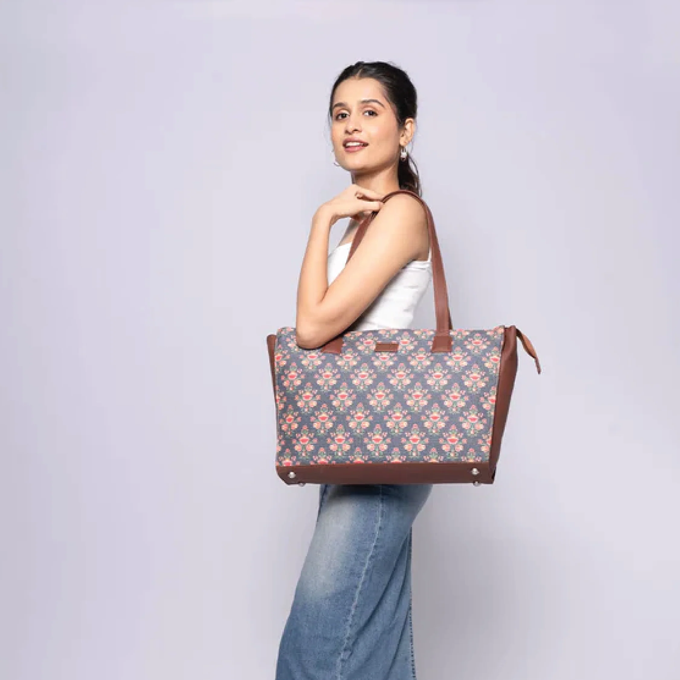 Mughal Garden Print Office Tote Bag - Image 2