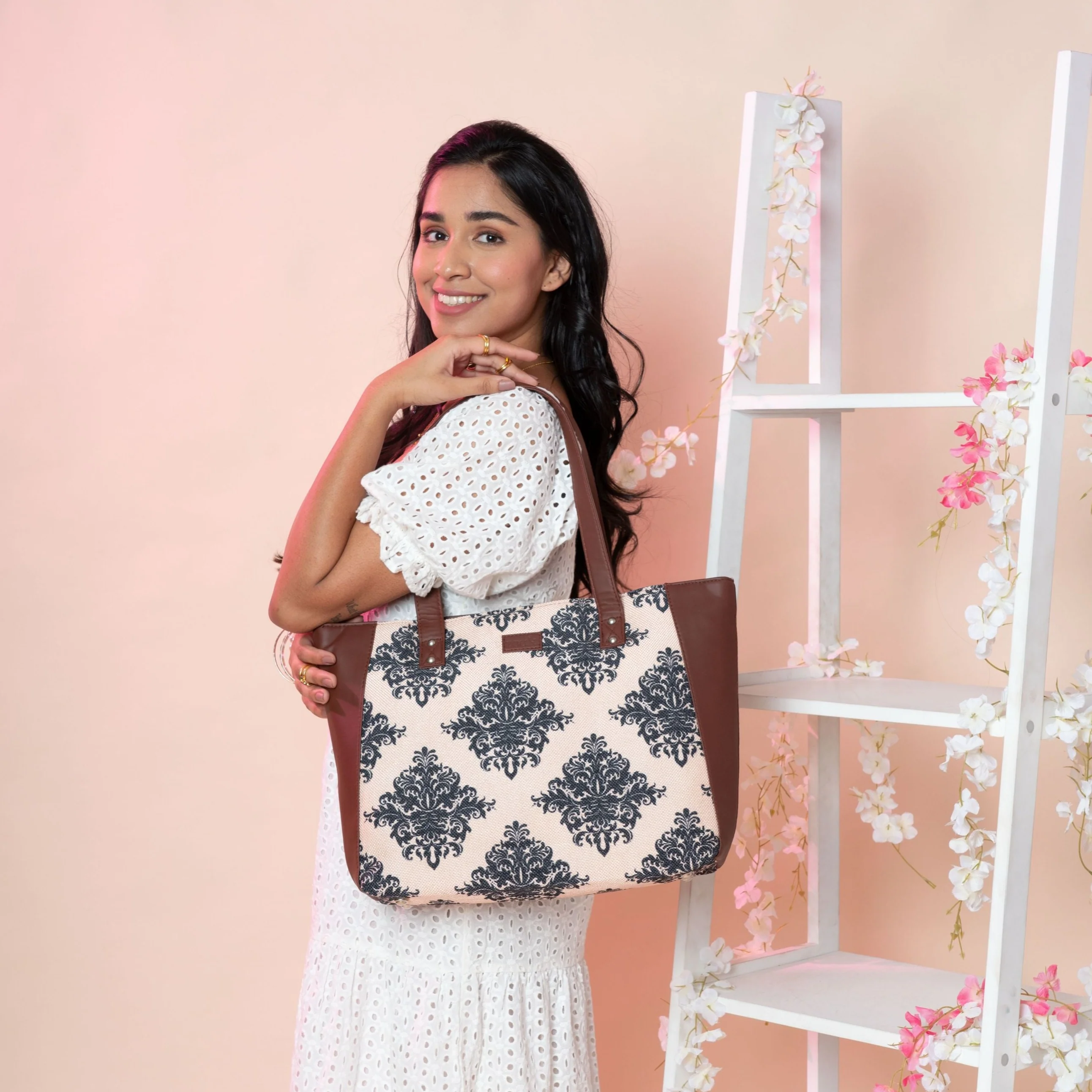 Mughal Motif Side Tote Bag - Image 3