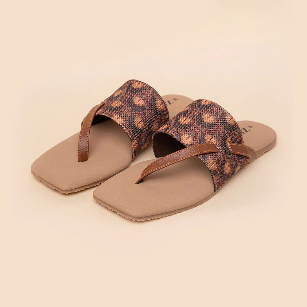 Mysore Garden Side Toe Flats - Image 4