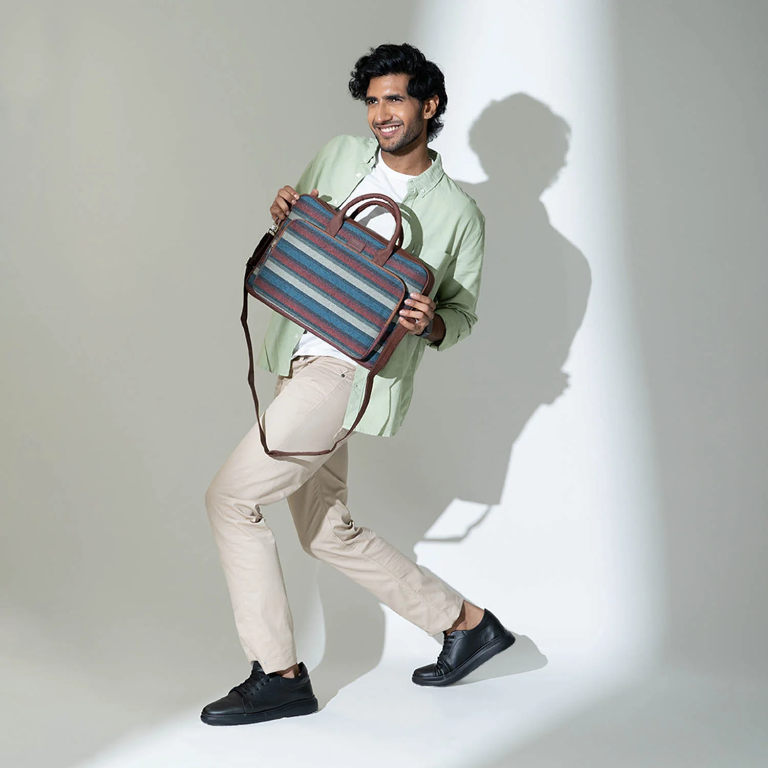 Mysore Mosaic Unisex Laptop Bag - Image 10