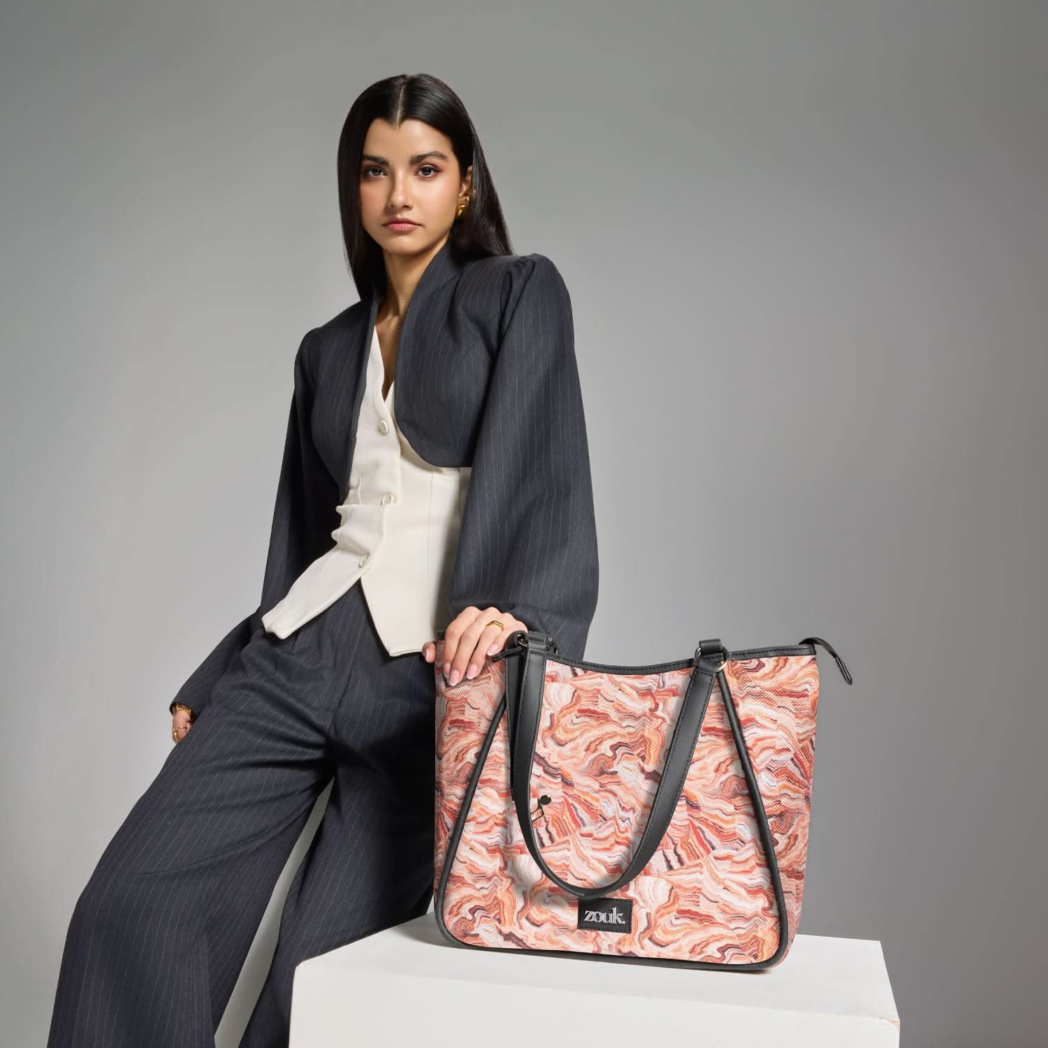 Rhea Kapoor Naisha Tote Bag - Nicobar Coral - Image 11