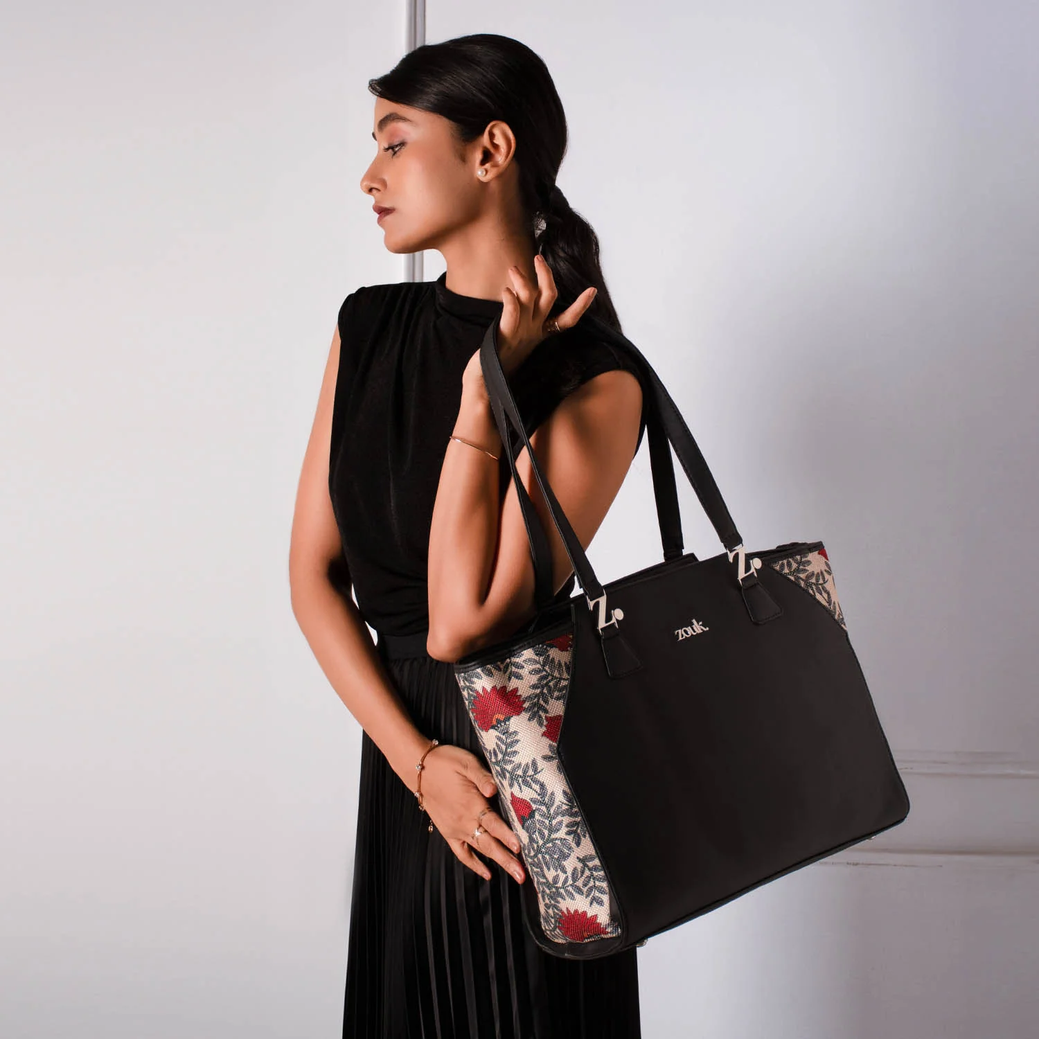 Nawabi Couture Classic Business Bag - Image 2