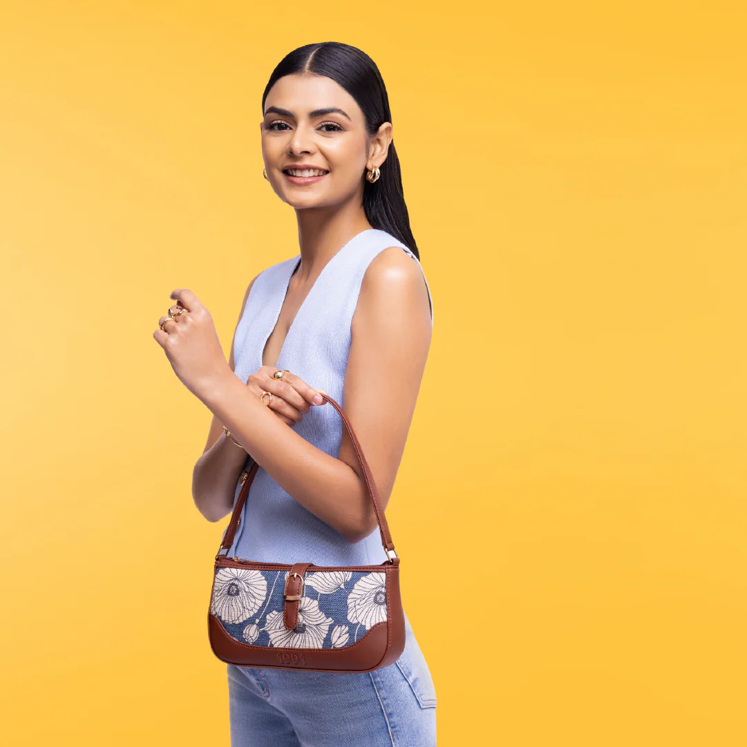 Nilgiri Lapis Classic Sling Bag - 1991 by Zouk - Image 2
