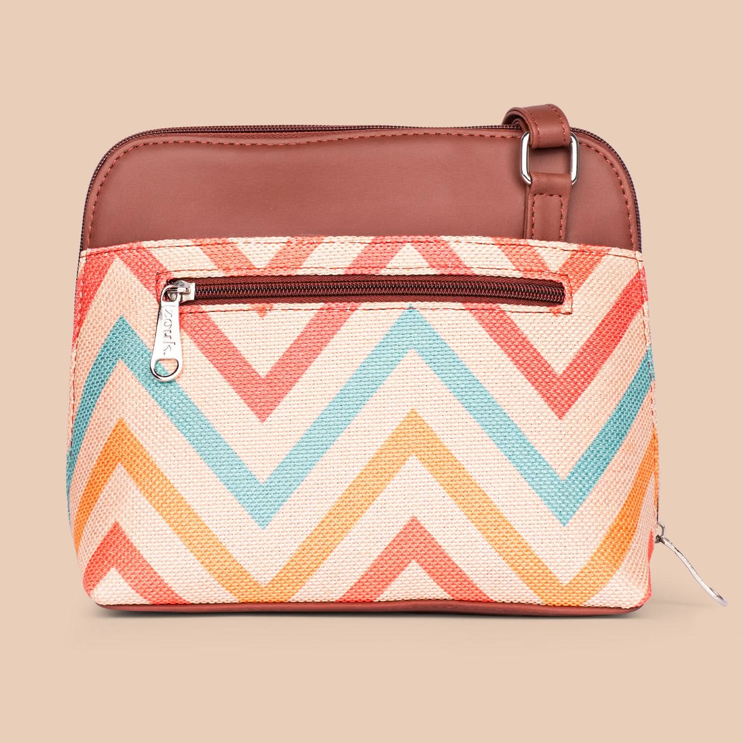 WavBeach OOO Sling Bag - Image 4
