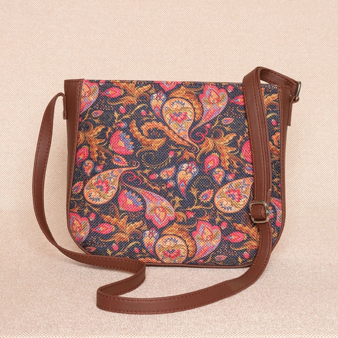 Paisley Print U-Shaped Sling Bag - Image 3