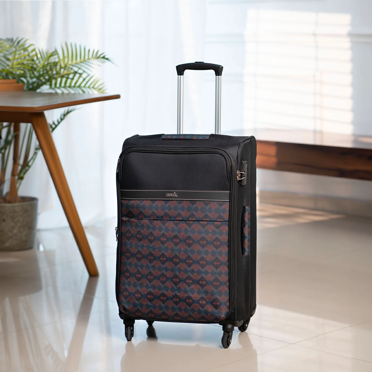 Periyar Waves Avasa Trolley Bag (Black) - Image 7