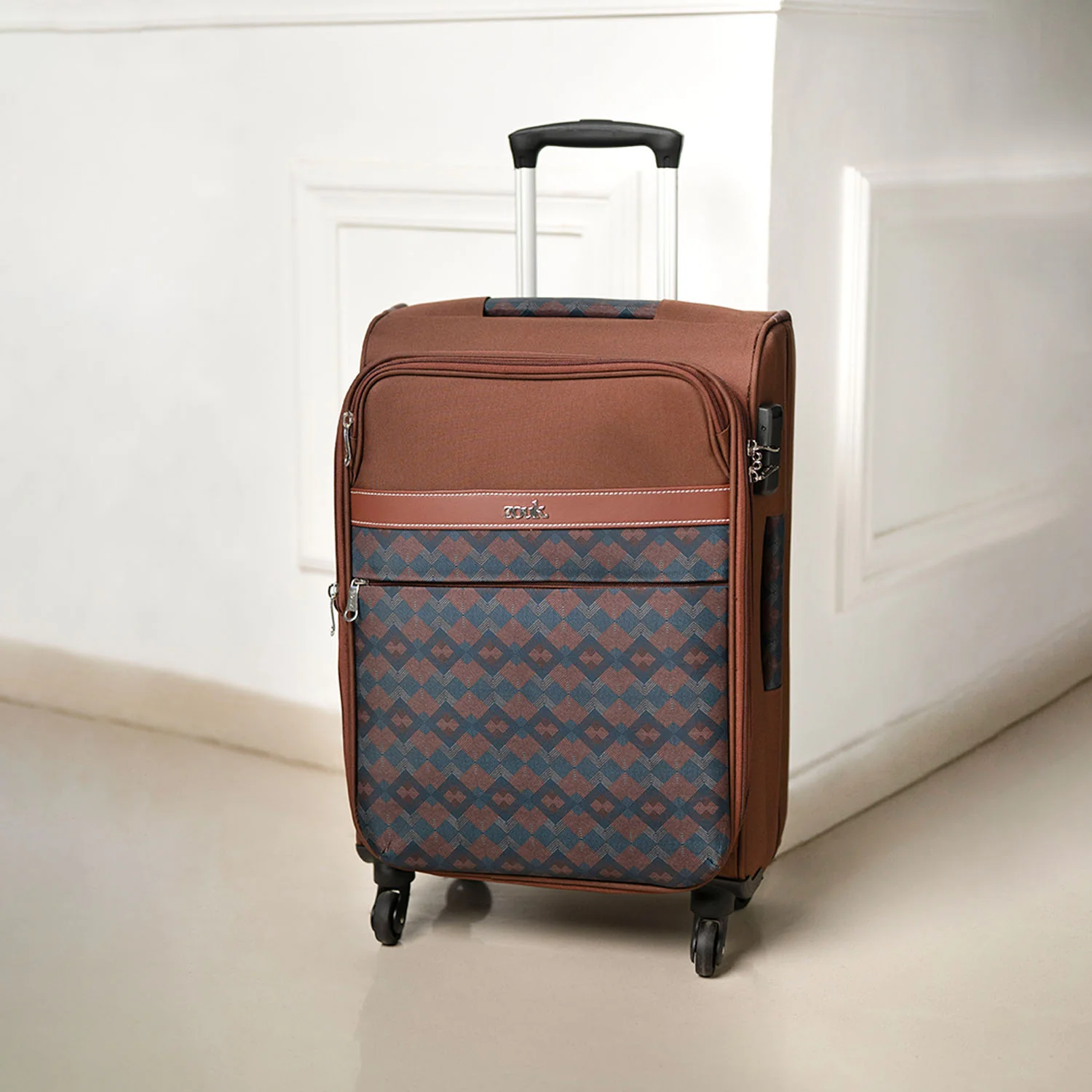 Periyar Waves Avasa Trolley Bag (Cabin) - Image 2