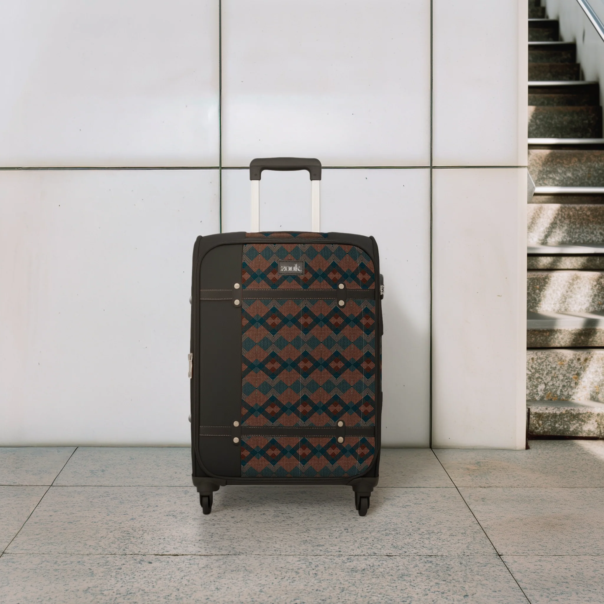 Periyar Waves Saira Trolley Bag - Black (Medium) - Image 9